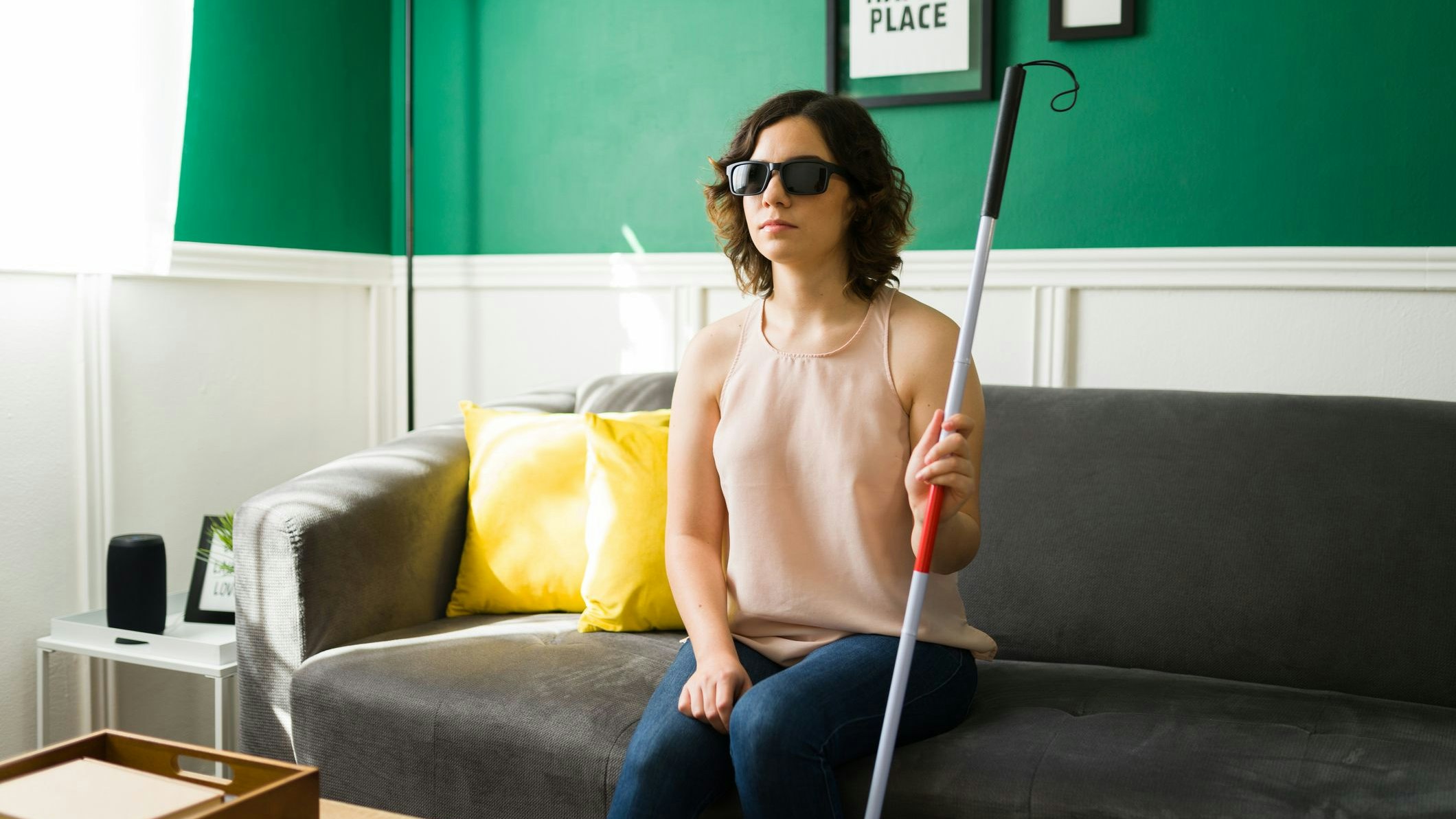 Heute.at - Blindheit vorgespielt: Frau kassiert Zehntausende Euro