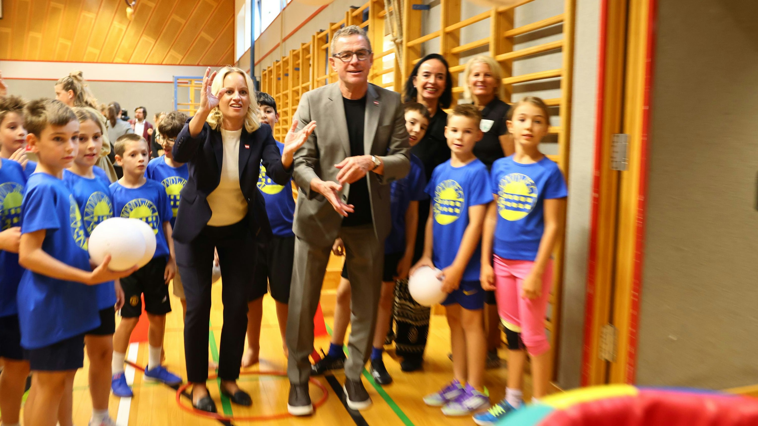 Heute.at - Rangnick: Maximal 1 Stunde Handy für Kinder täglich