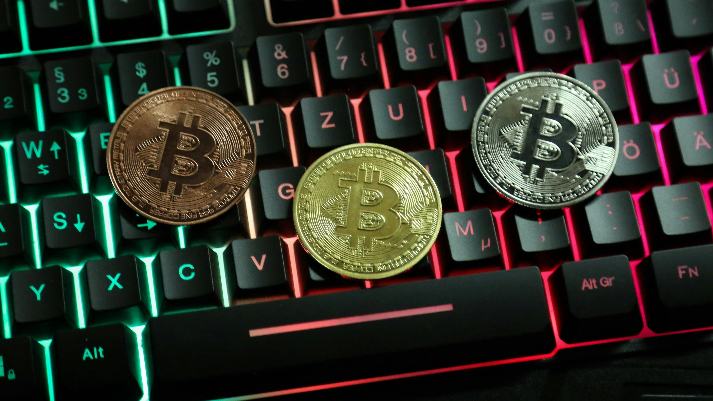 Heute.at - Zehntausende Euro weg – Pensionist im Internet betrogen