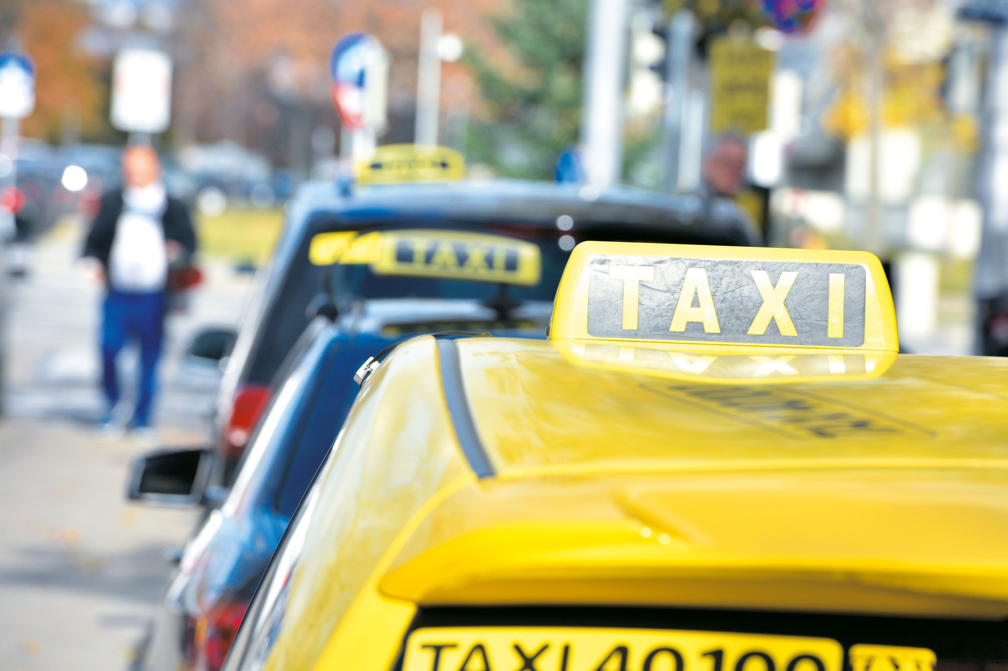 Heute.at - Kinder im Straßenverkehr: Auch Taxler kennen Gefahren