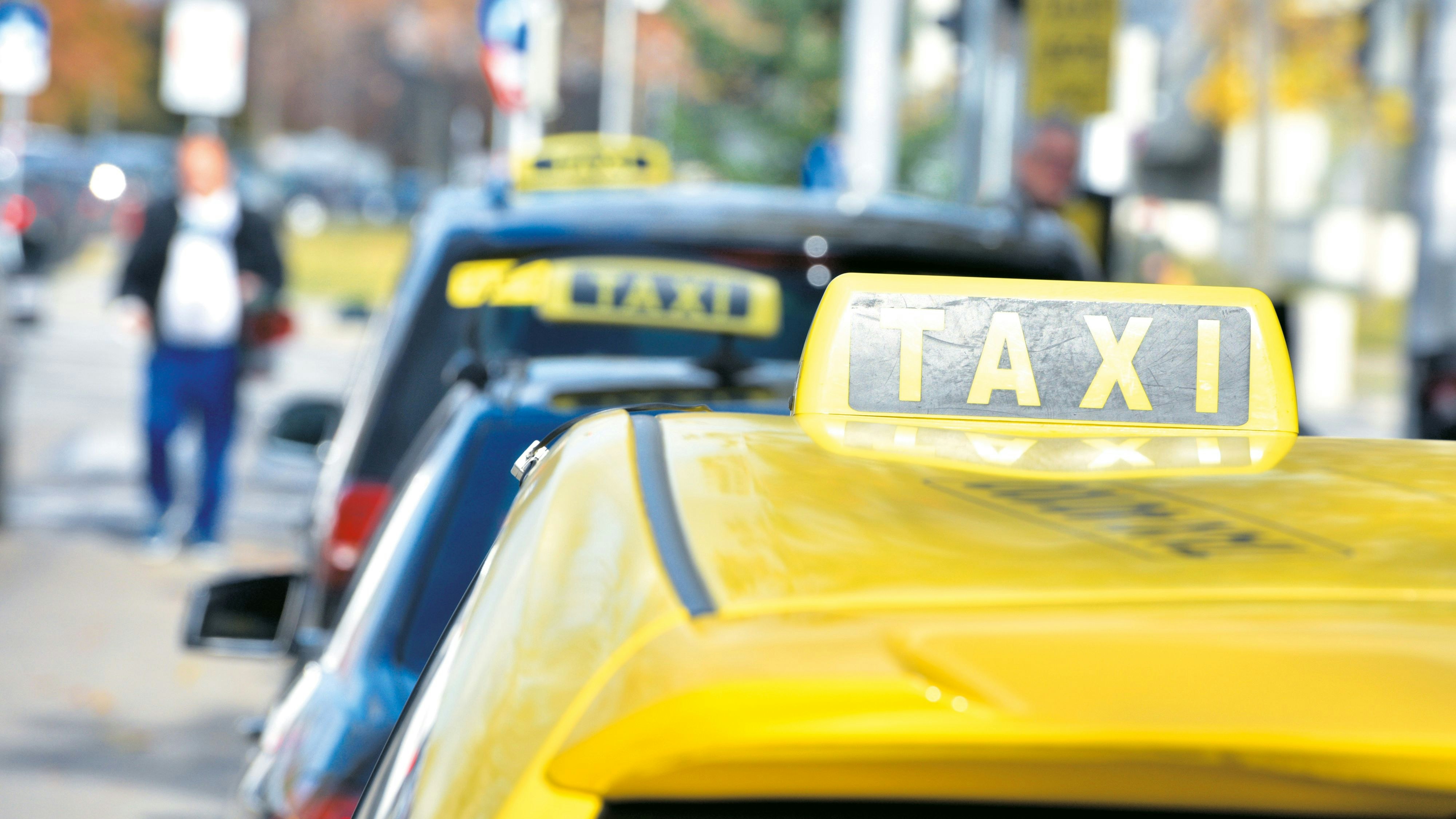 Heute.at - Kinder im Straßenverkehr: Auch Taxler kennen Gefahren