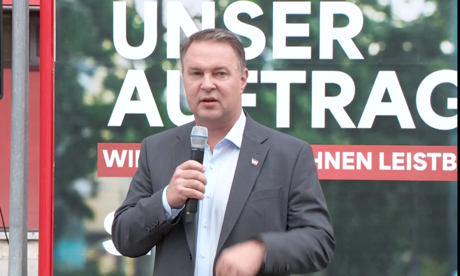 SPÖ-Vizekanzler und Wohnminister Andreas Babler präsentierte neue Kampagne der Roten für leistbares Wohnen.