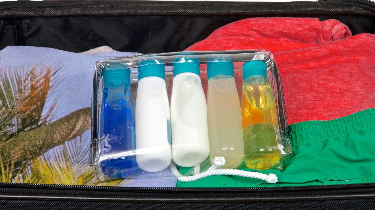 Heute.at - 100 ml im Handgepäck: Flughafen Wien kippt Regelung