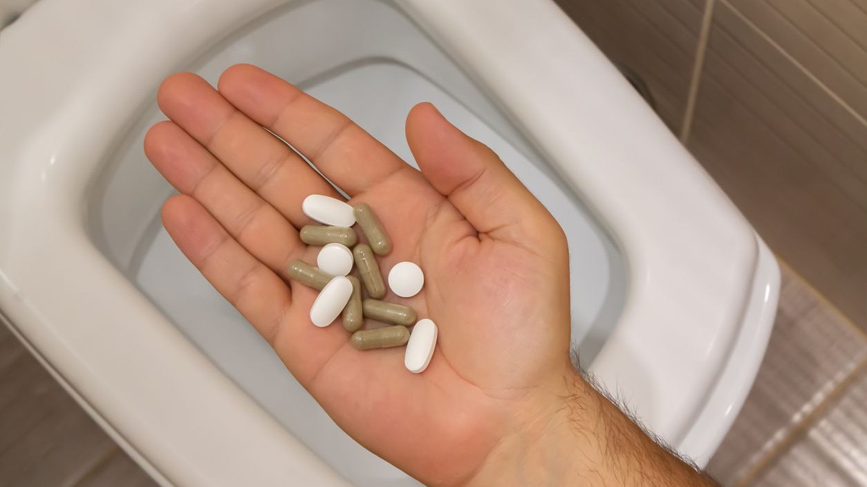 Heute.at - Das passiert, wenn du Medikamente im Klo entsorgst