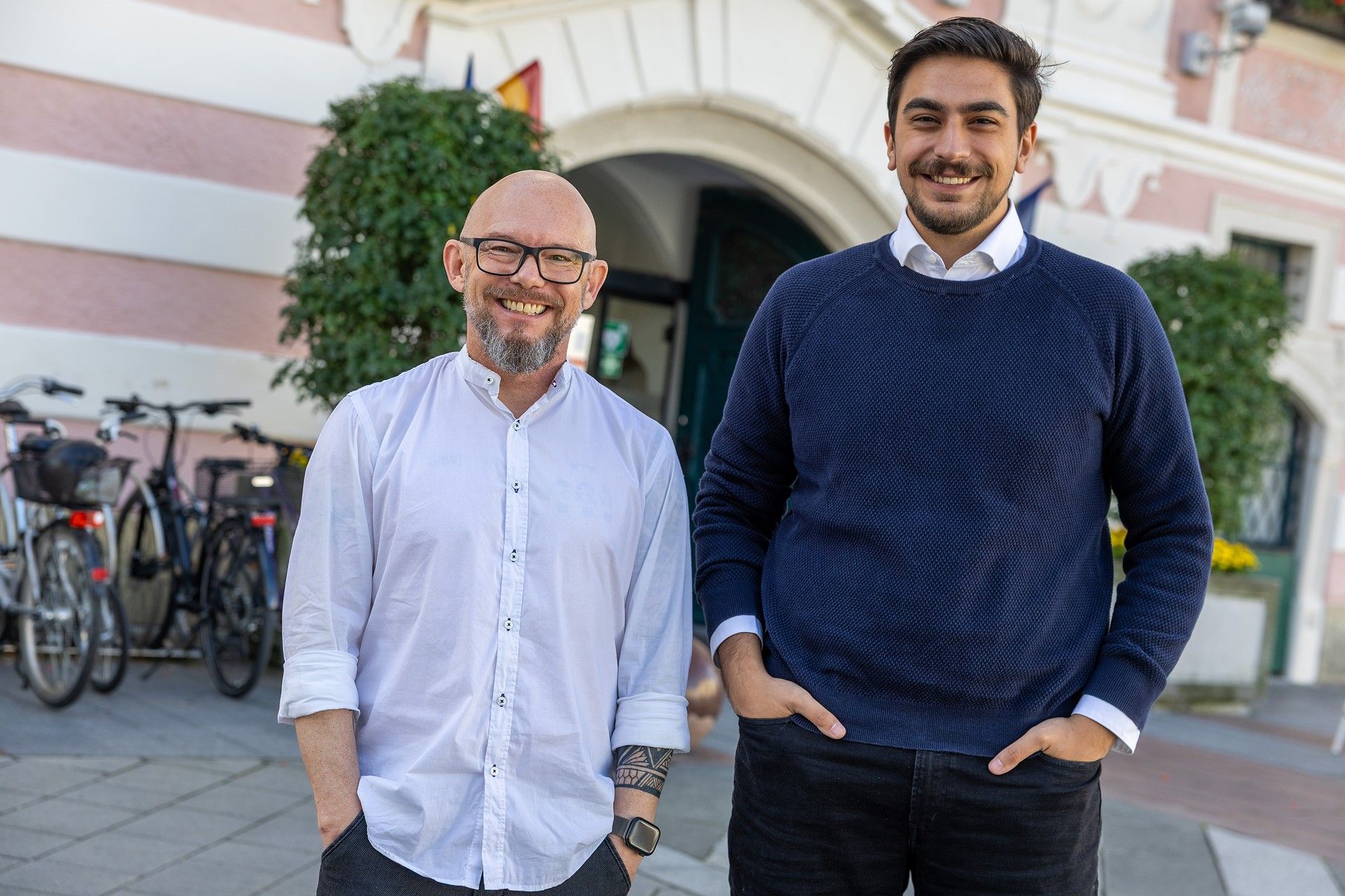 Bernd Pinzer und Teammitglied Murat Aksakalli