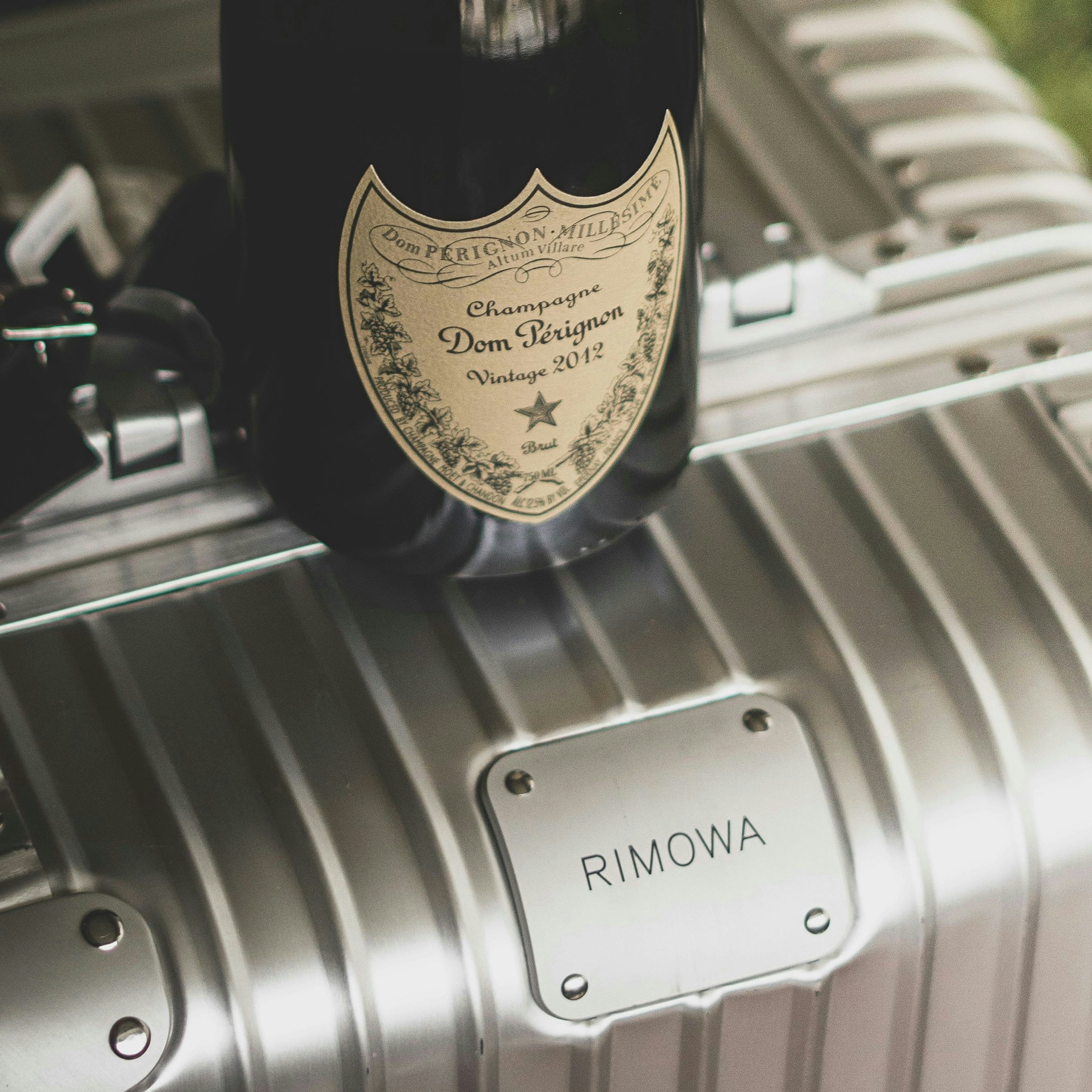 Begehrt wie Dom Perignon: Rimowa wurde für die "unzerstörbaren" Alu-Koffer bekannt und ist auch heute noch ein Fixstern bei den Reiseaccessoires. 