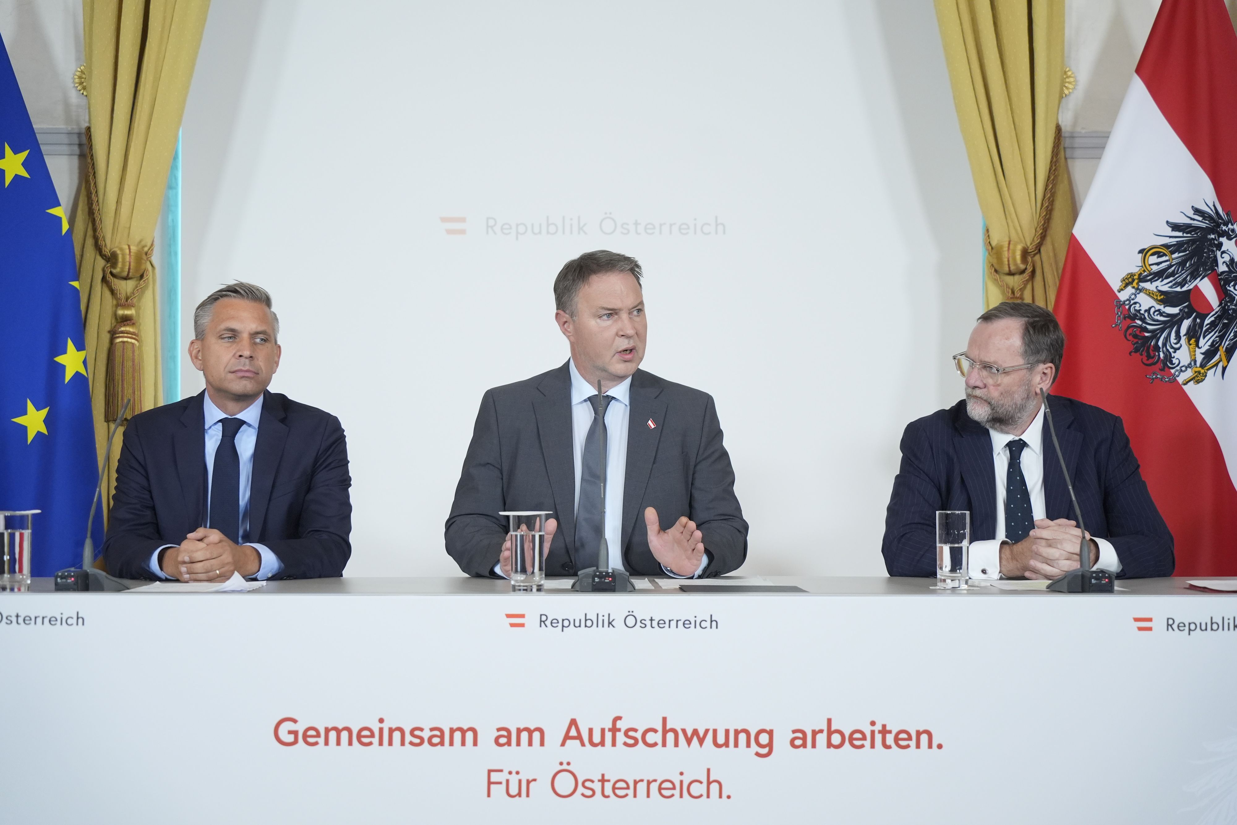 Die Regierung greift jetzt erstmals auch in den freien Mietmarkt ein.