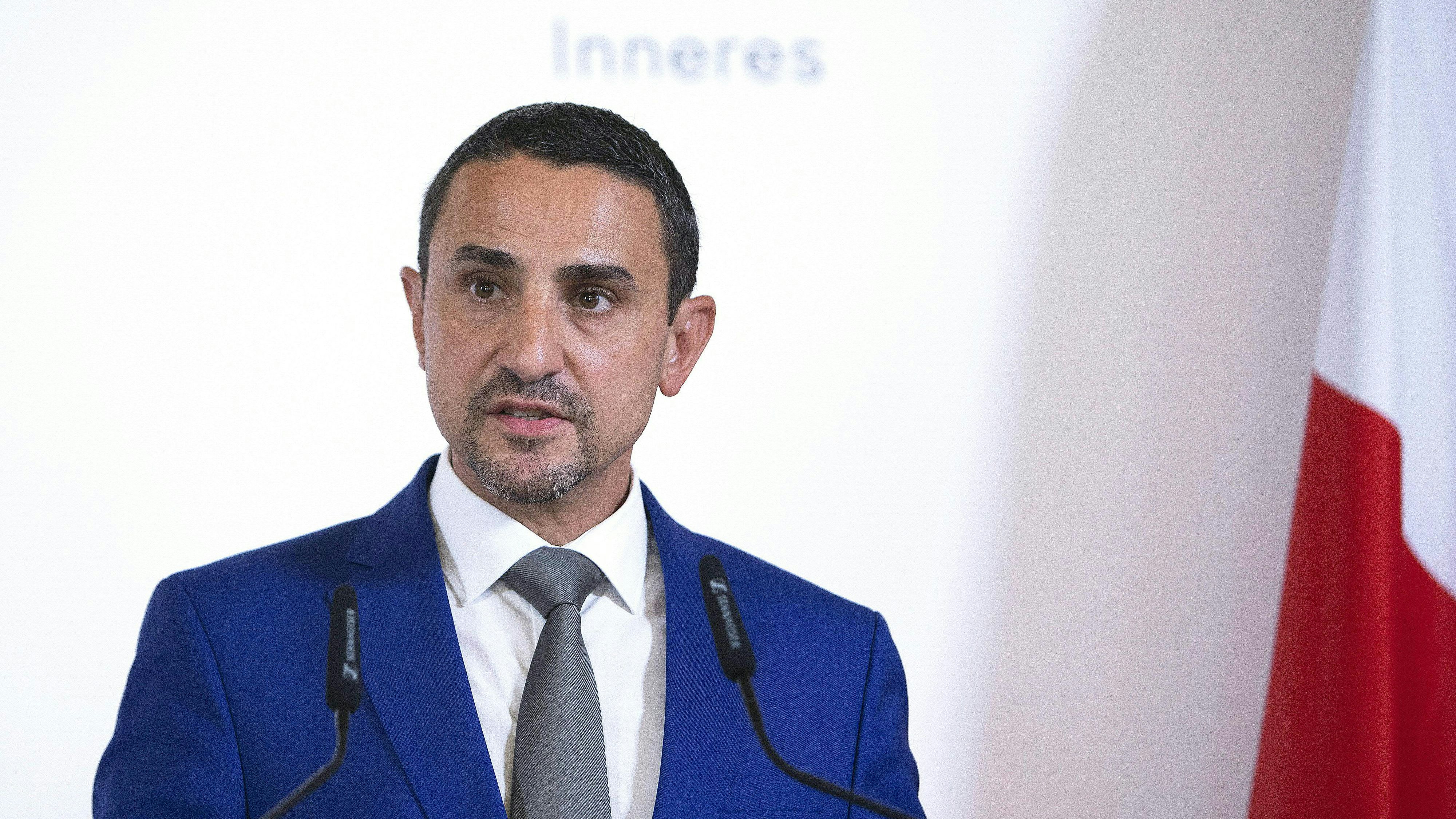 Heute.at - Paukenschlag! Staatsschutz-Chef tritt überraschend ab