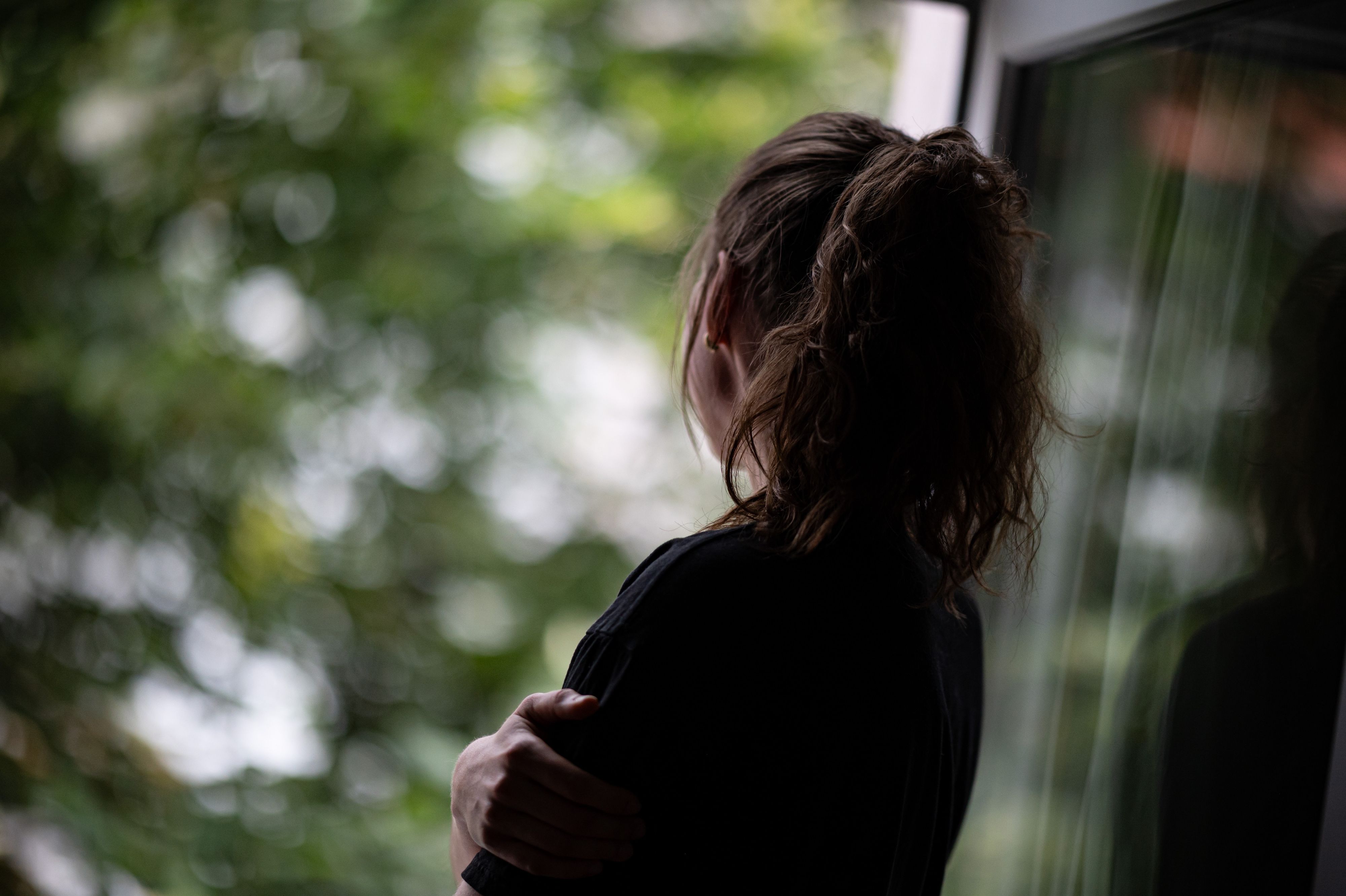 Einsame Menschen sind öfter krank und brauchen öfter medizinische Hilfe.