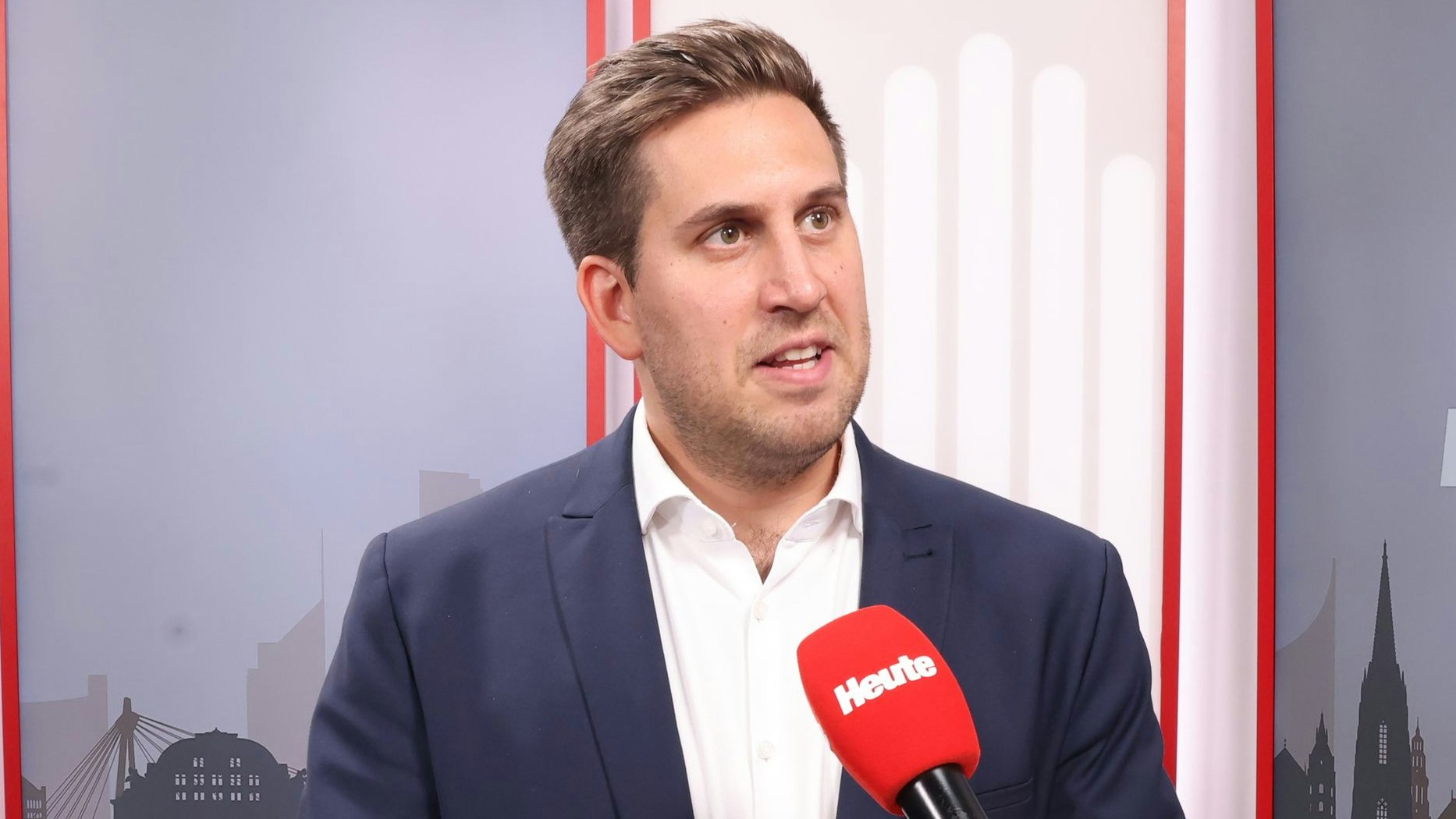 Heute.at - Klare Linie – ÖVP will bei Abschiebungen nachschärfen