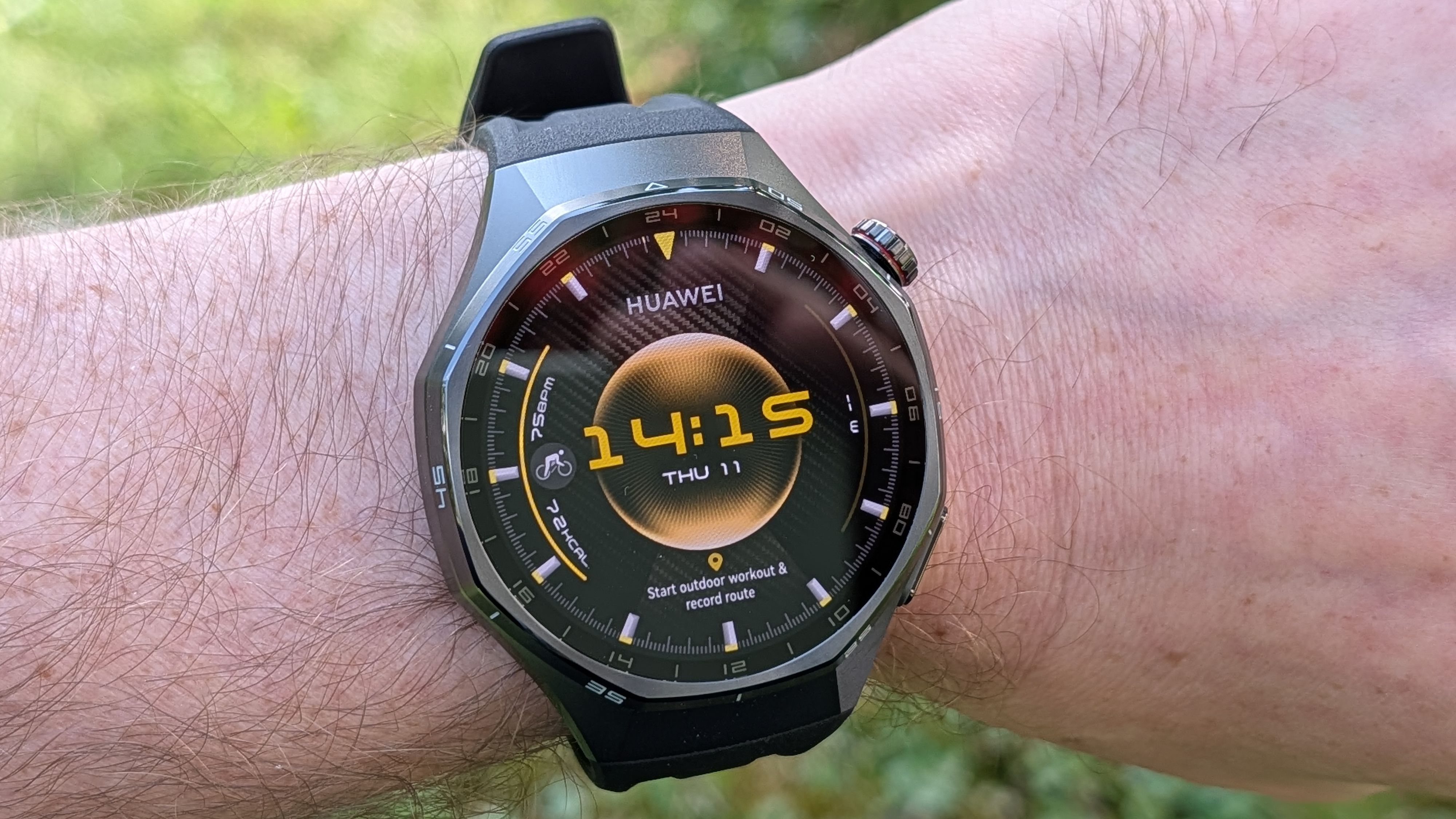 Die GT 6 Pro kombiniert Sport, Lifestyle, Gesundheit und Alltagstauglichkeit auf hohem Niveau.