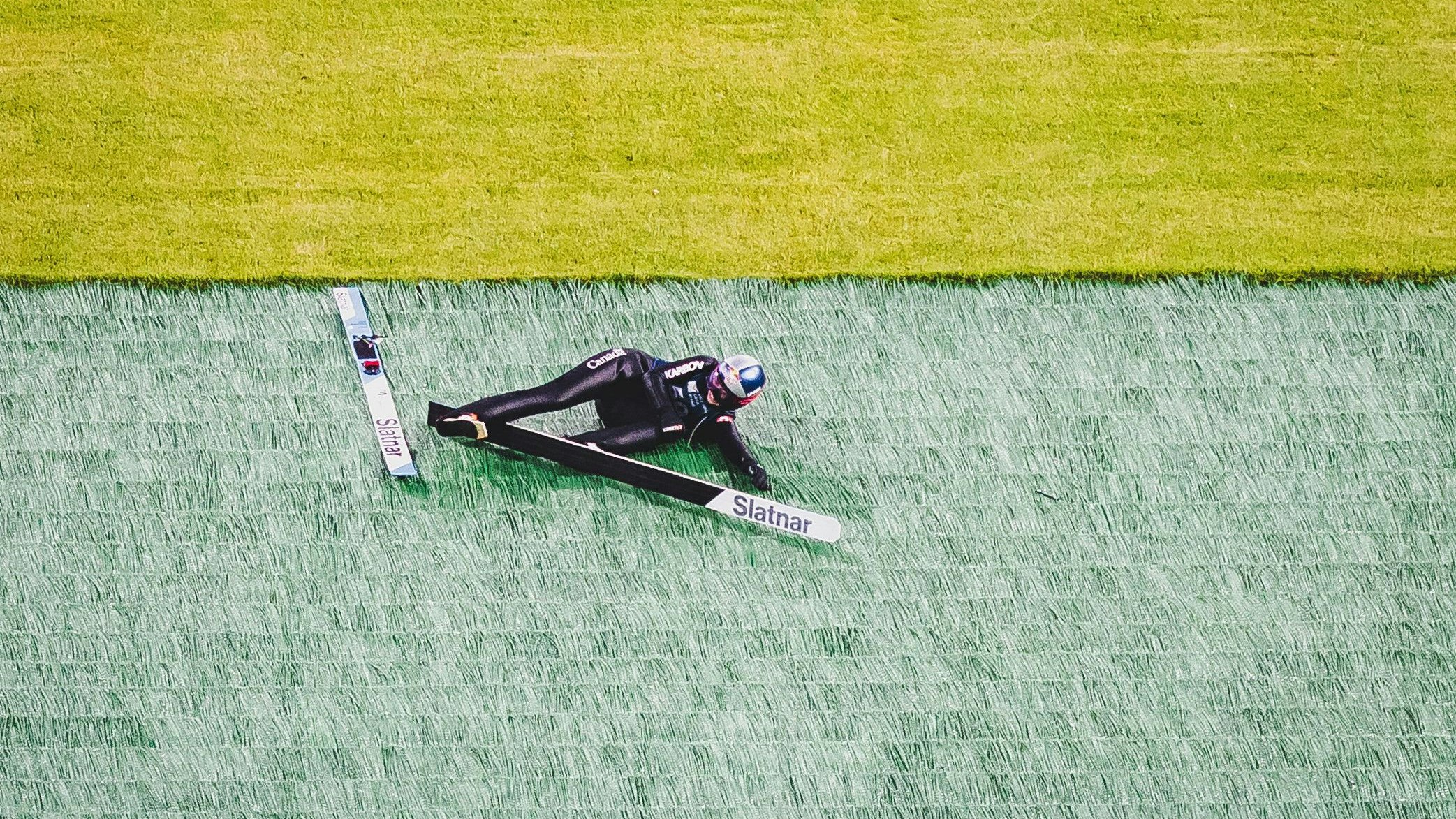 Die Kanadierin Alexandria Loutitt kam auf der Großschanze von Predazzo schwer zu Sturz. 