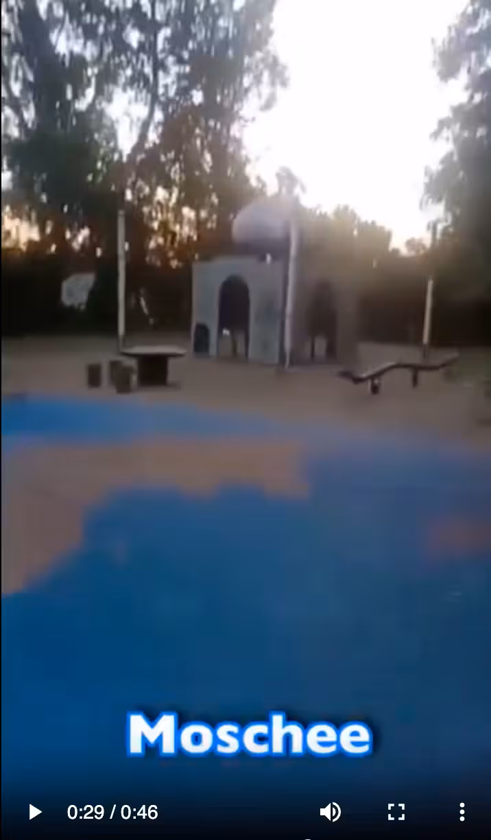 In einem viralen Video wird ein Spielgerät auf einem Wiener Spielplatz als Moschee vorgestellt. Zu unrecht. Die Behauptung ist falsch.