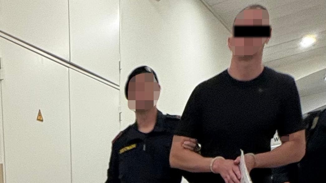 E-Bike-Diebstähle: Der Angeklagte vor Gericht in Wr. Neustadt