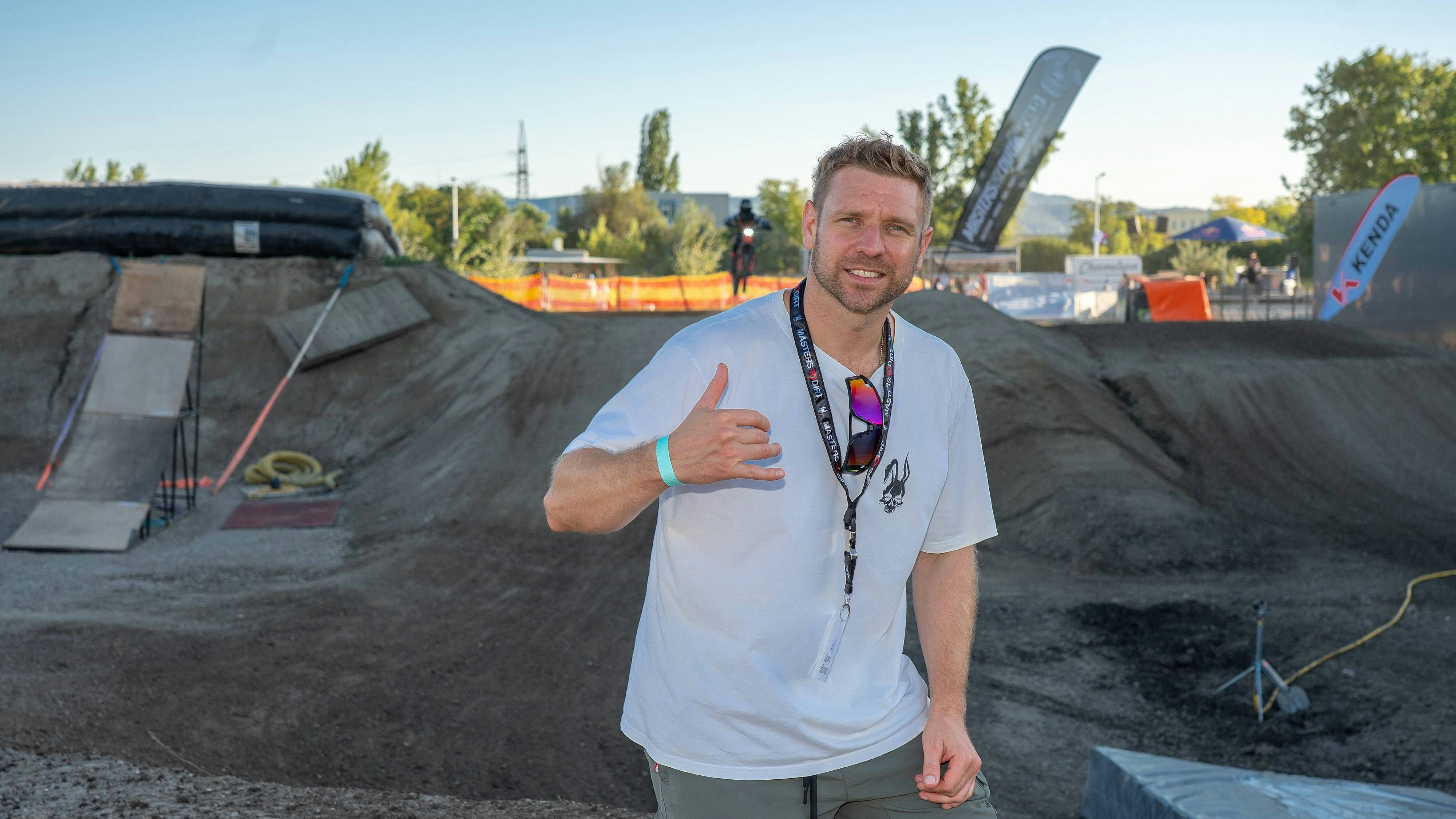 Heute.at - Masters of Dirt-Kopf Georg Fechter zündet den Turbo
