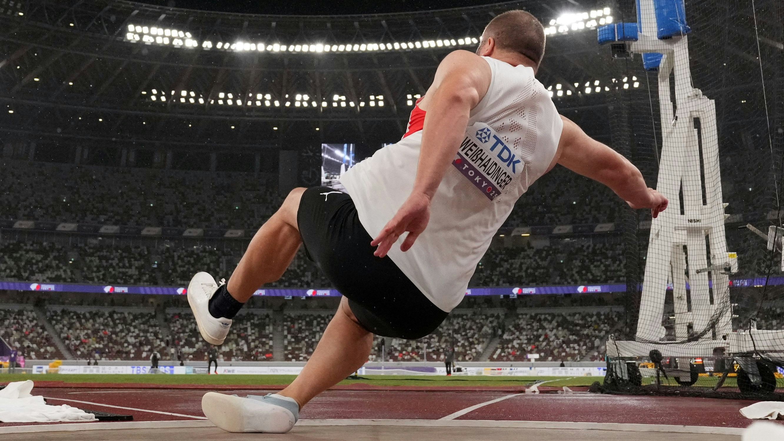 Heute.at - Sturz-Drama! Weißhaidingers WM-Traum fällt ins Wasser