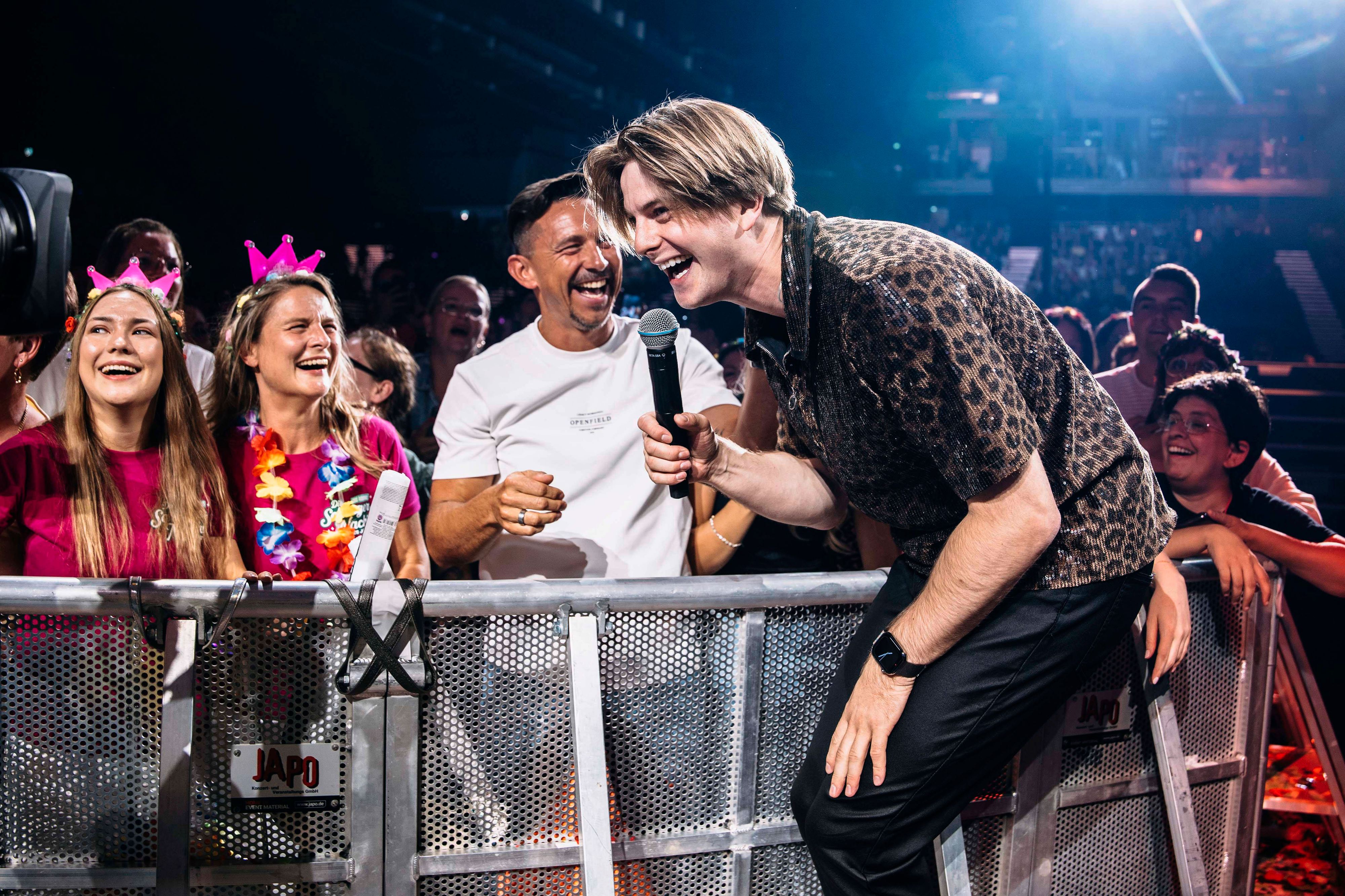 <strong>Vincent Gross</strong> live bei der Schlagernacht des Jahres 2025 in der Messehalle Erfurt.