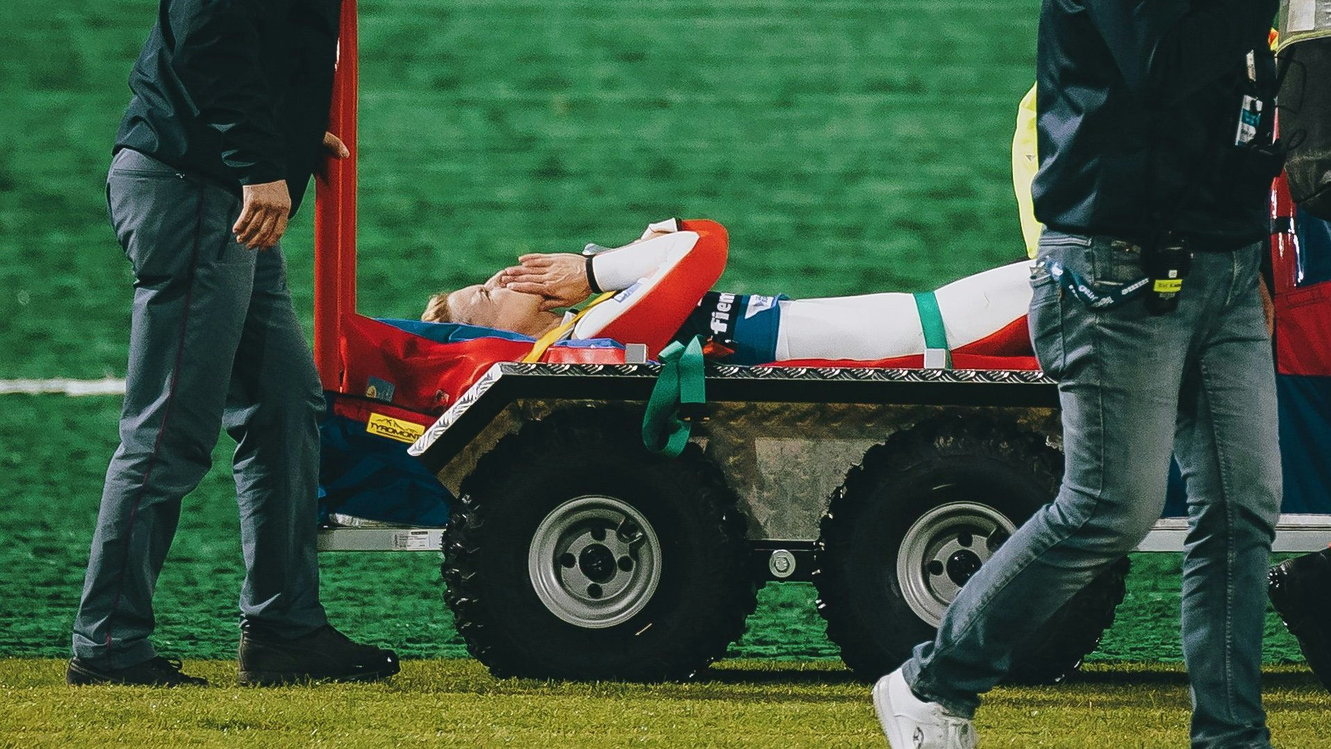 Heute.at - Wie Versuchskaninchen! ÖSV-Star teilt nach Sturz aus