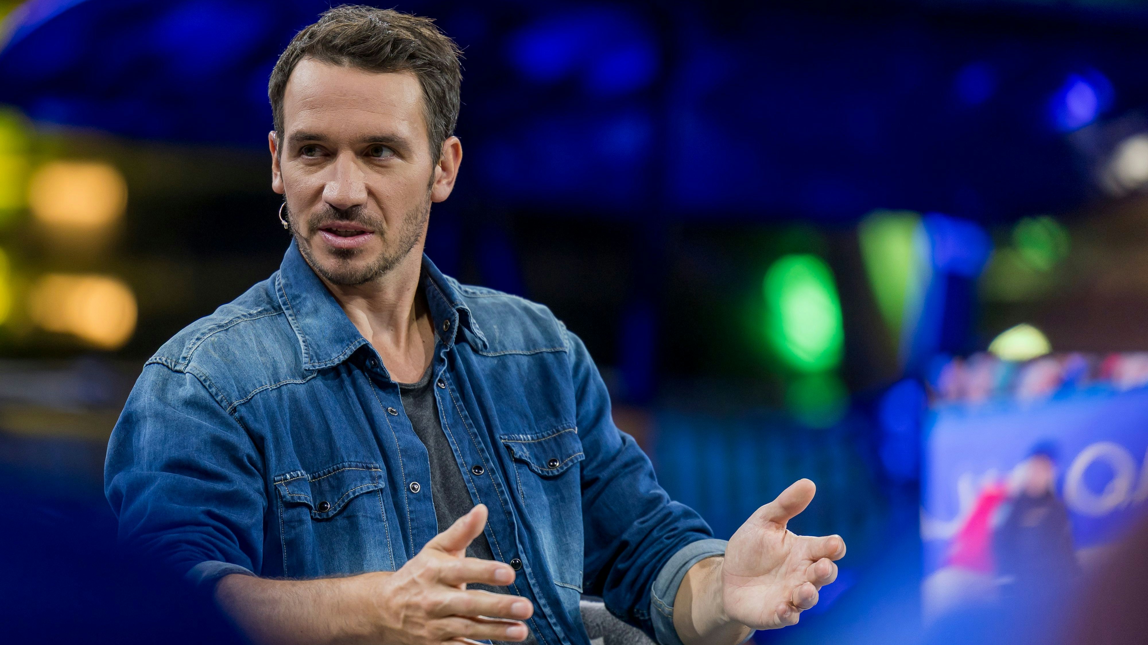 Heute.at - Neureuther schlägt Alarm: Kinder 8 Stunden  am Handy