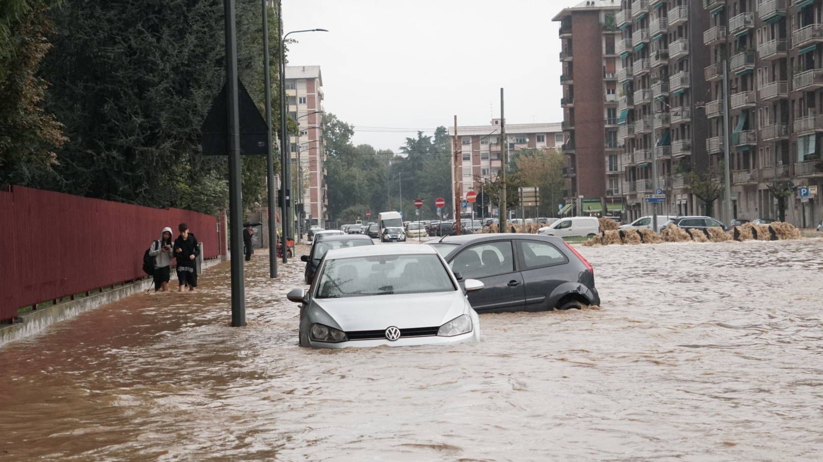 Heute.at - Verschollen! Flut reißt deutsche Touristin mit