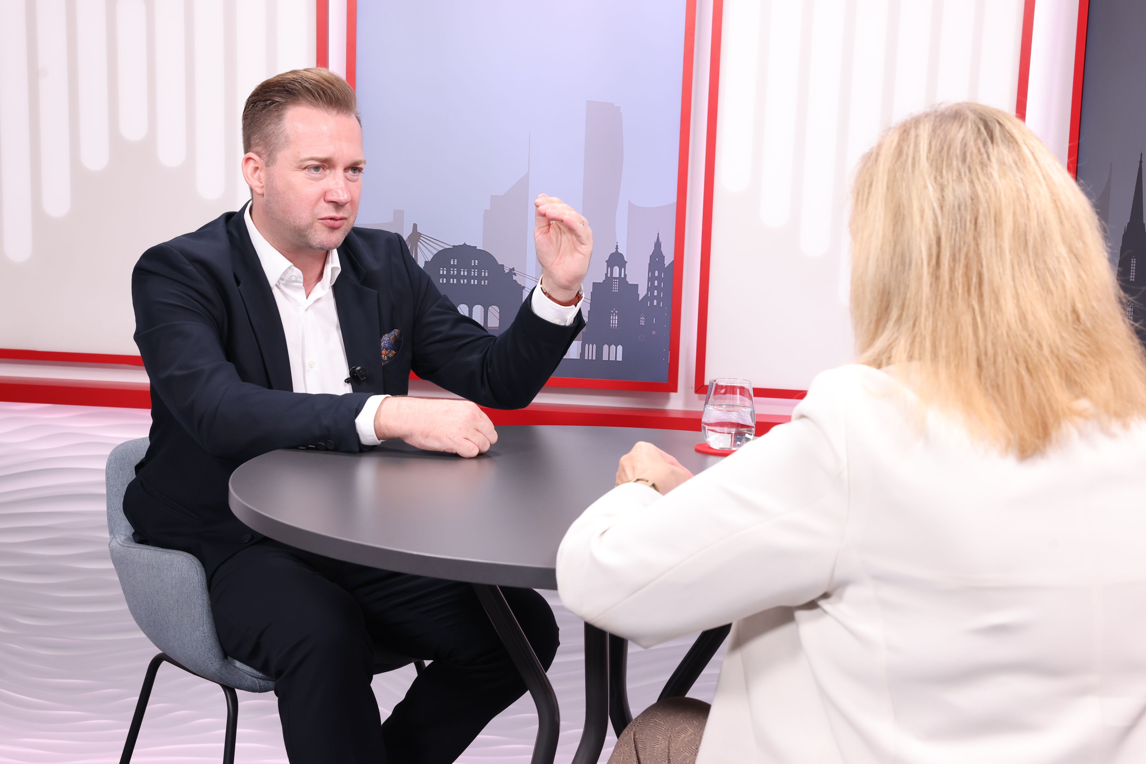 Handelsverbands-Chef Rainer Will erklärt im 