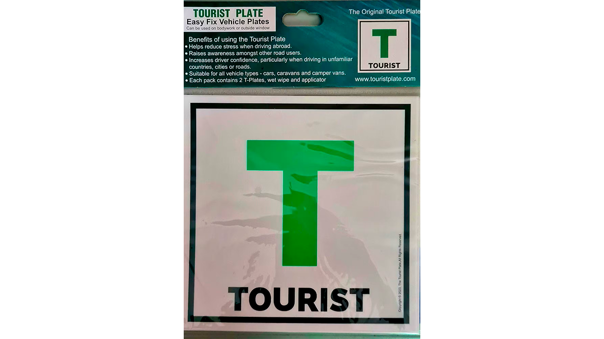 Das Touristen-Kennzeichen kann man über die Website von Robert Marshall bestellen.