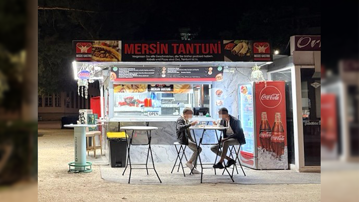 Heute.at - Top-Lage, sehr ertragreich – Kebab-Standl zu vergeben