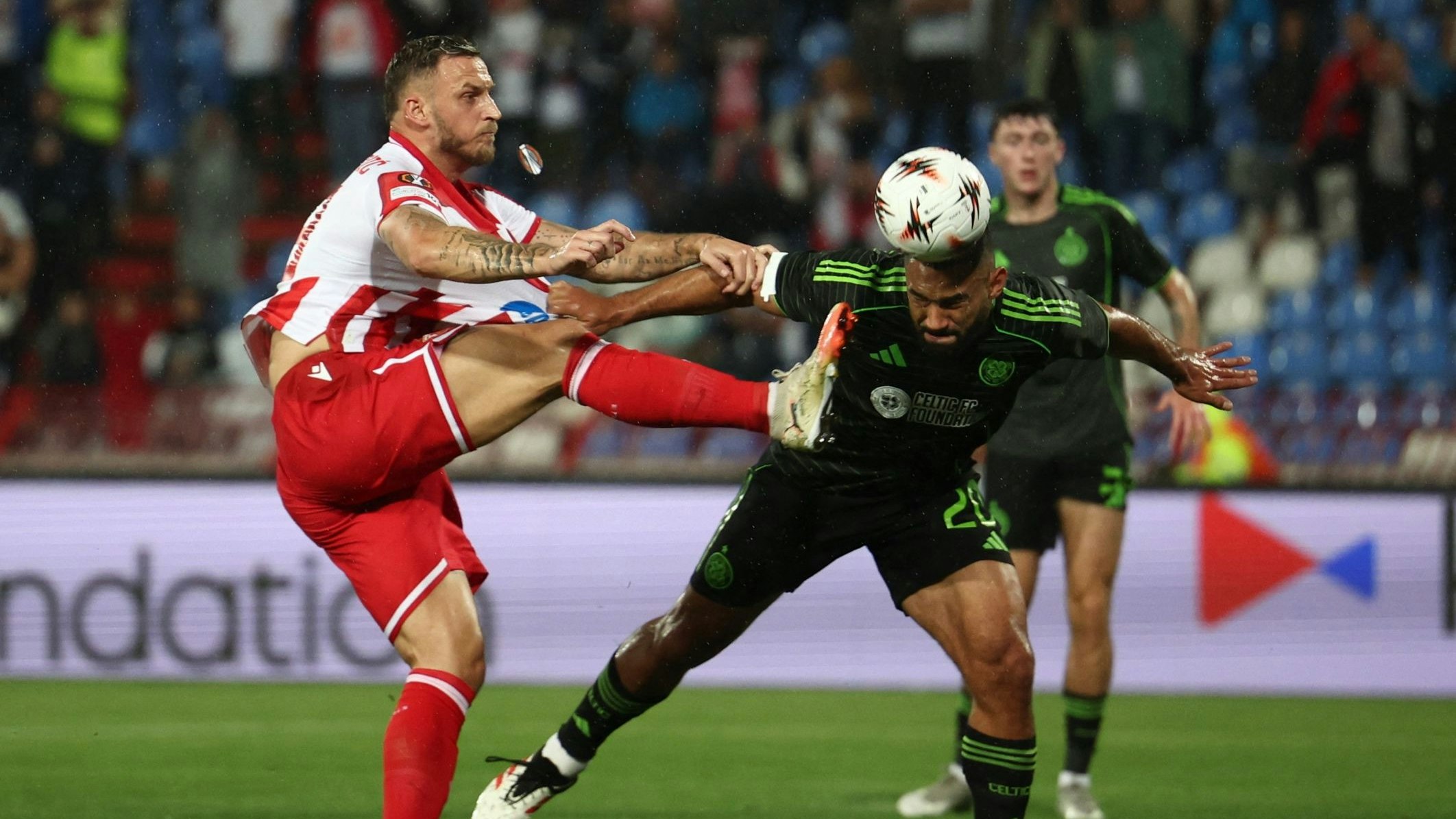 Heute.at - Arnautovic vergibt Top-Chance, rettet 1:1 und rangelt