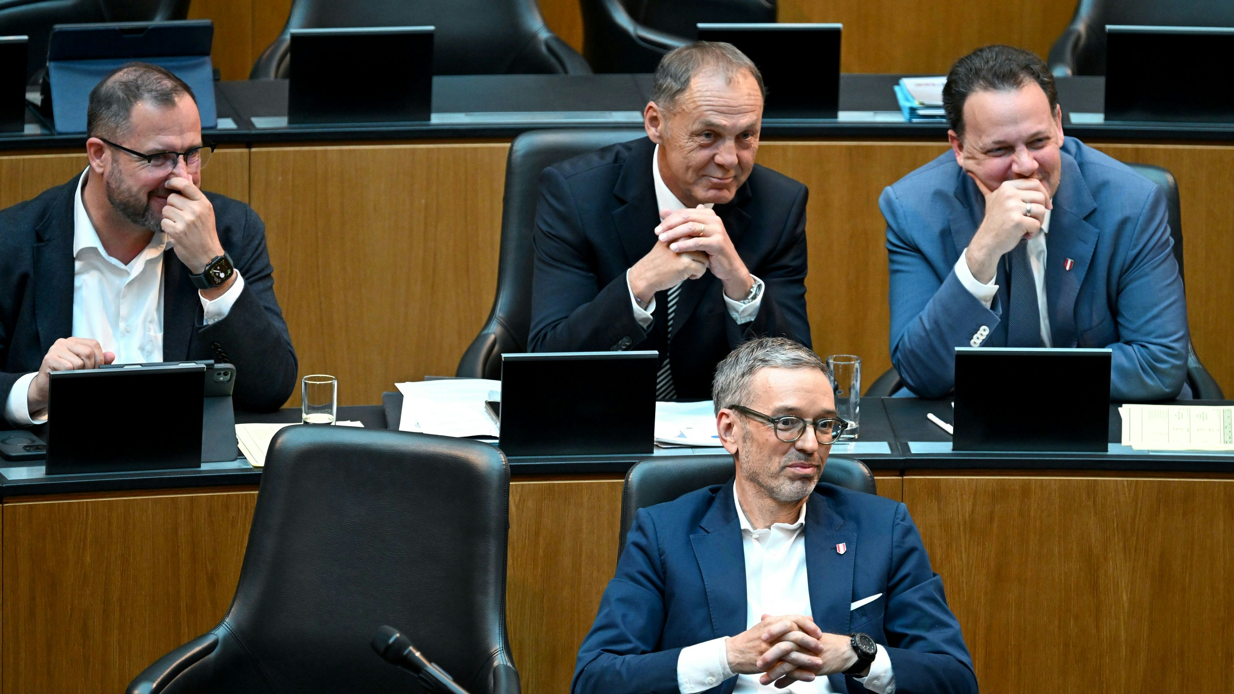 Heute.at - Kickl-Vertrauter stimmte nicht gegen neues Waffengesetz