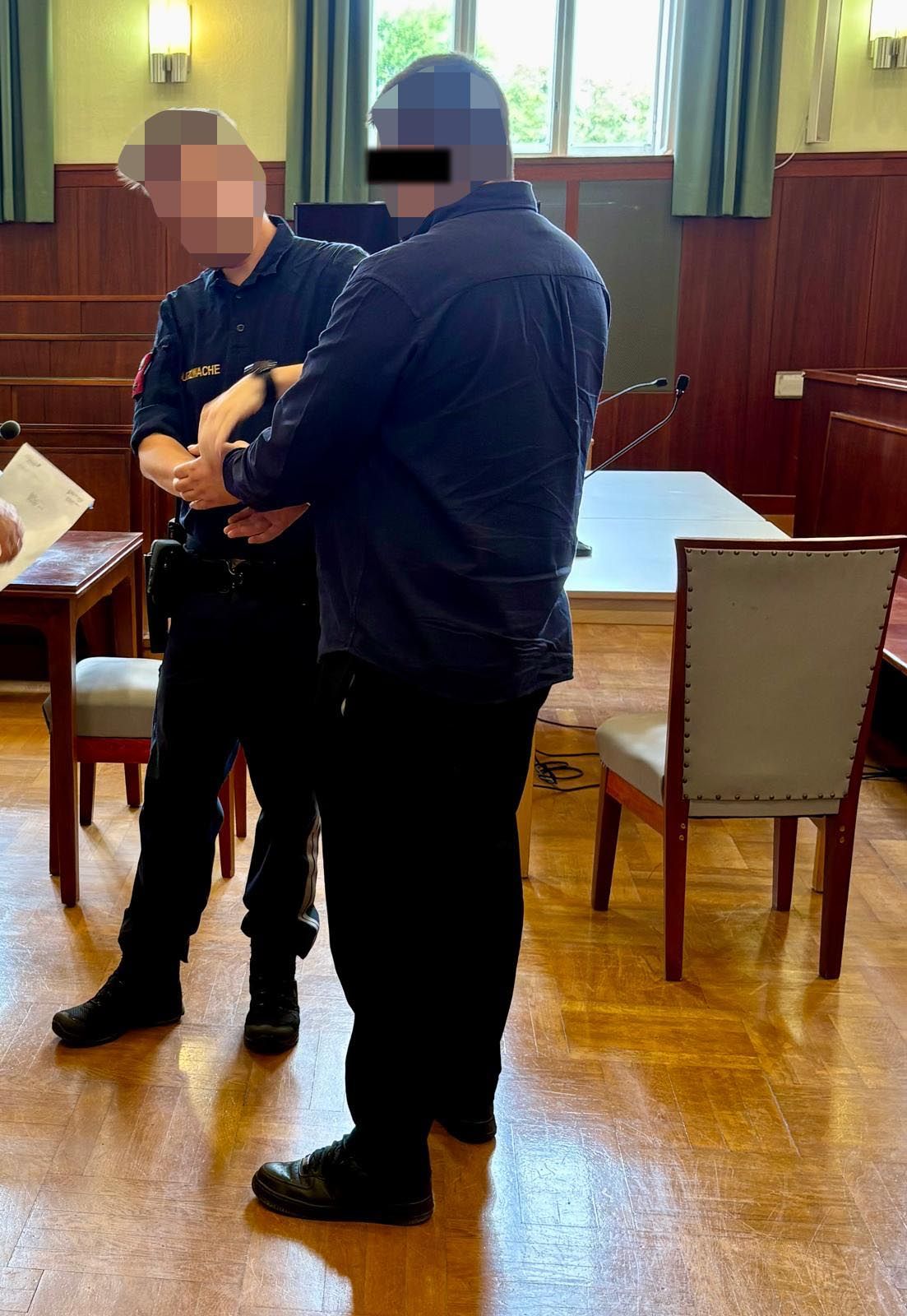 Der Angeklagte beim Prozess in Wr. Neustadt