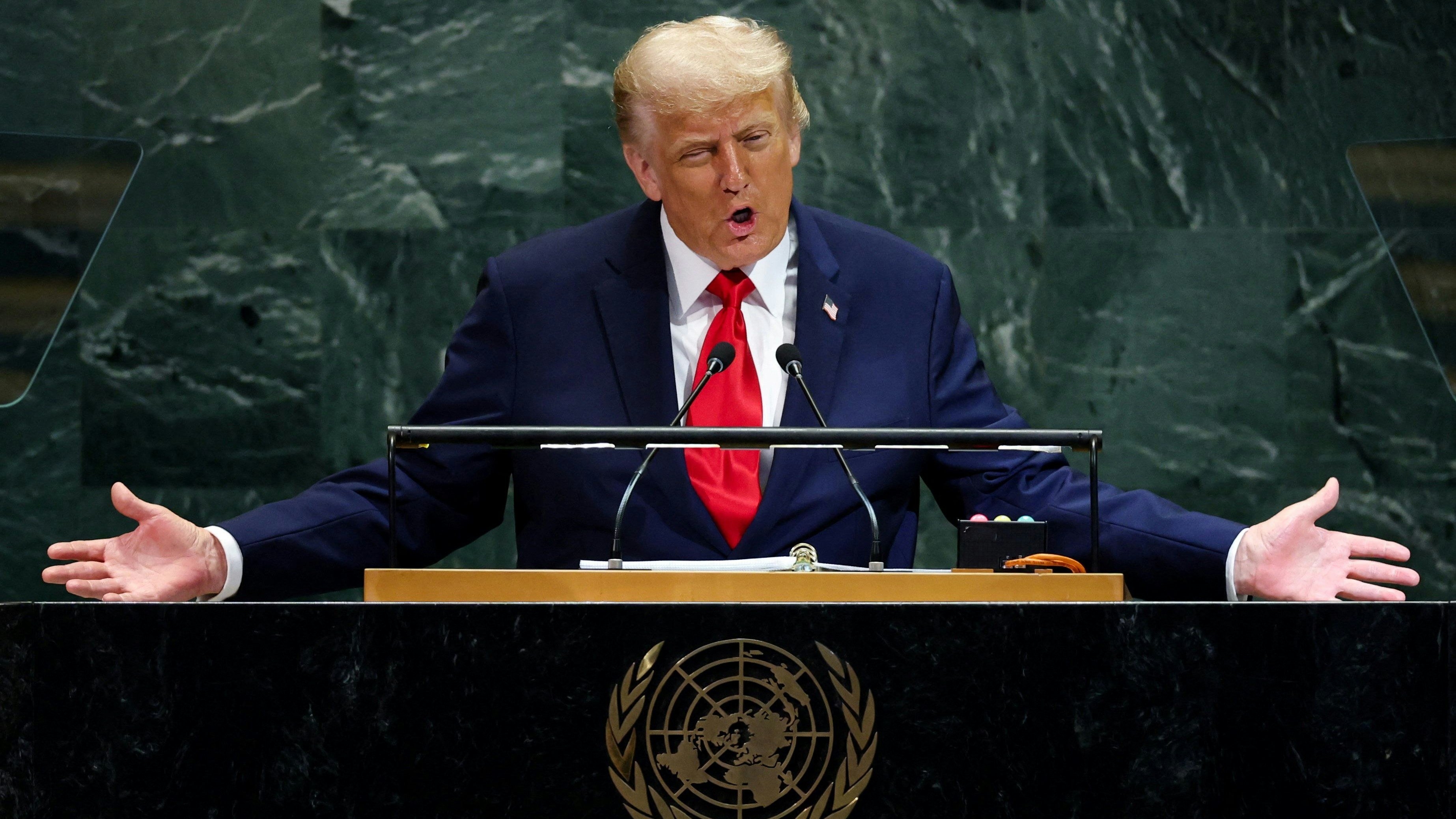 "Aus meiner Sicht droht derzeit kein Dritter Weltkrieg, den Trump anheizt", schreibt Rathkolb