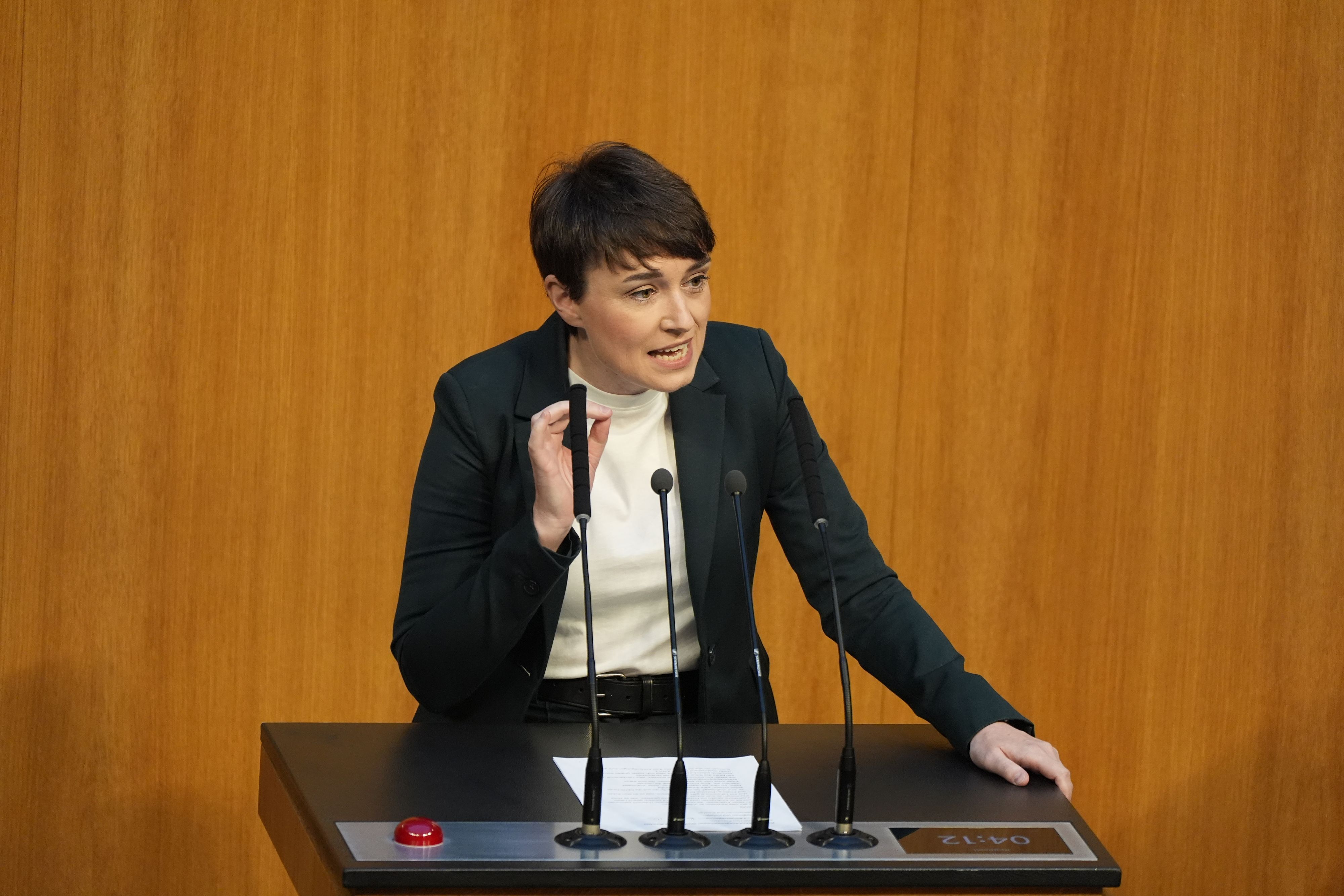 Heute.at - Maurer rechnet ab: Regierung hat verschlafen