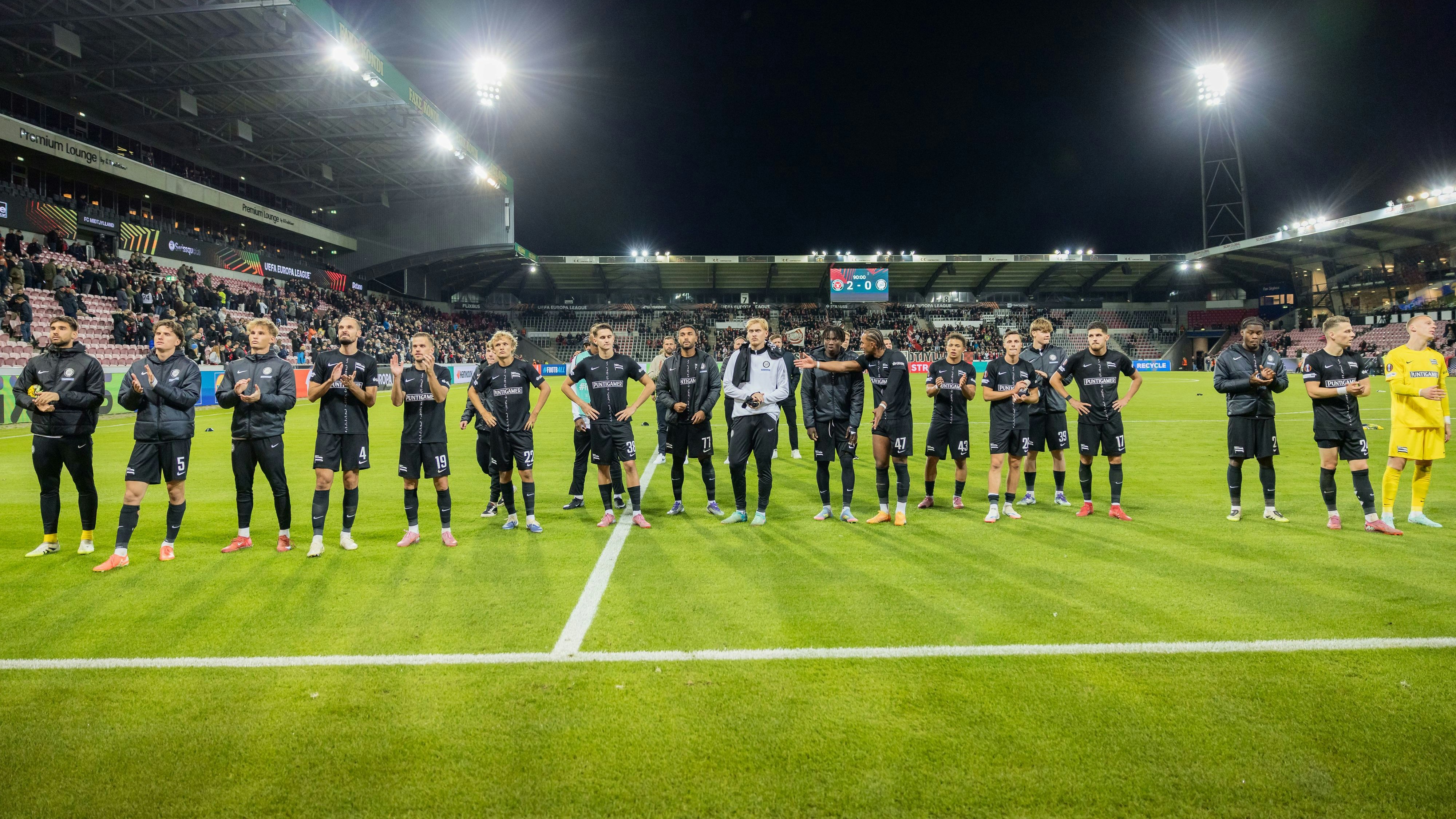 Heute.at - Wir stehen hinter ihm! Sturm stärkt Keeper den Rücken