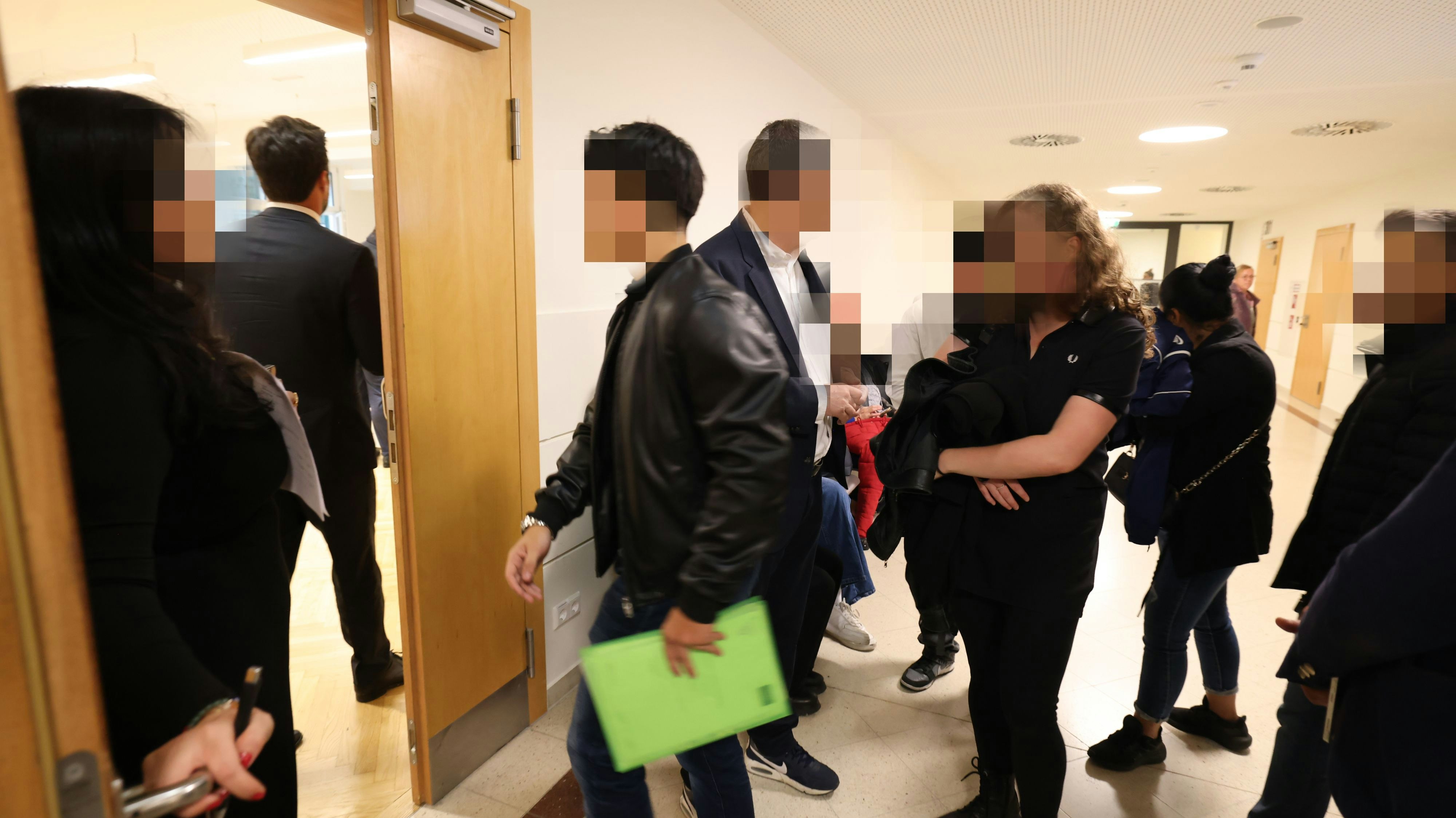 Heute.at - So viele Widersprüche – Richter erklärt Freisprüche