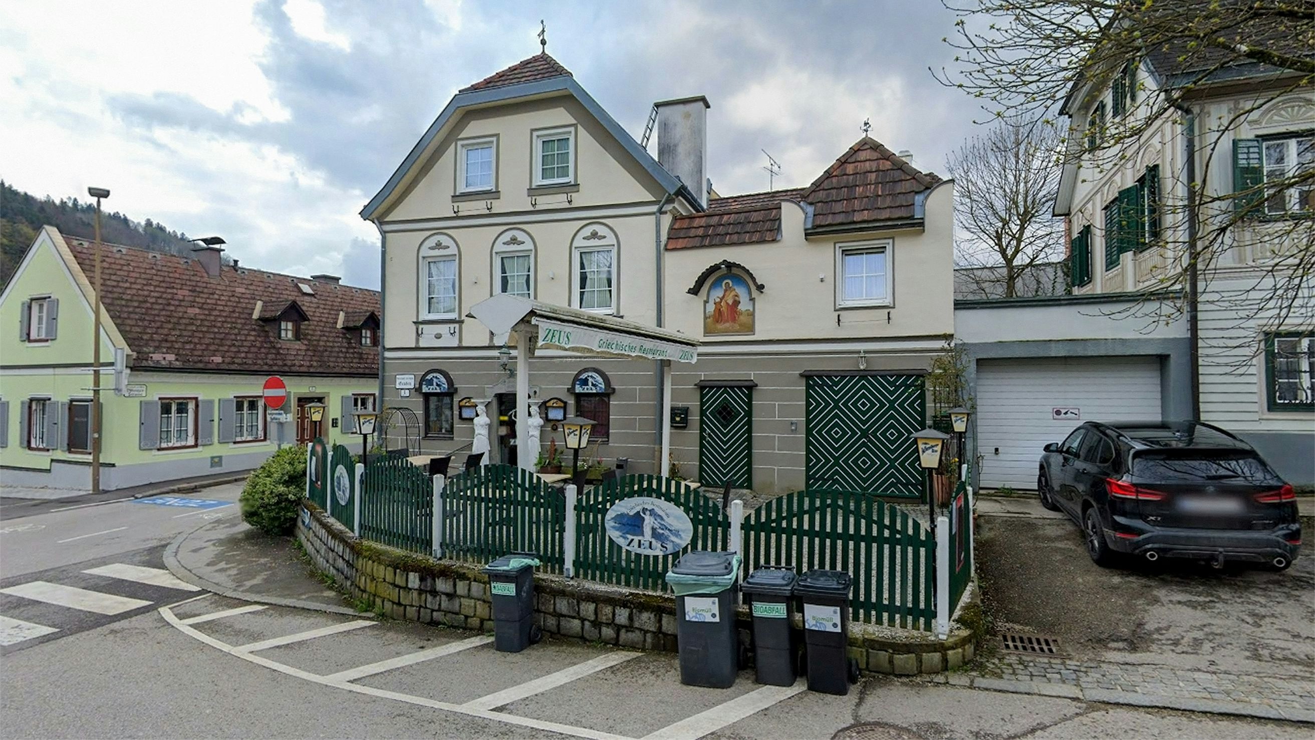 Heute.at - Rücken-OP – beliebtes Lokal sucht neuen Betreiber