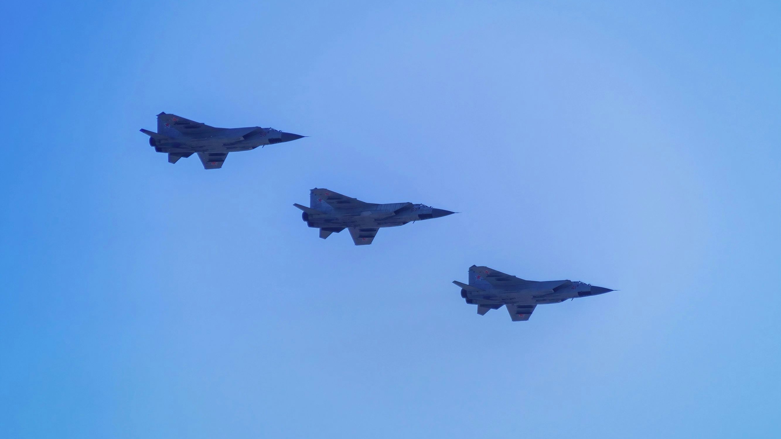 Heute.at - Europa droht Kreml mit Abschuss von Russen-Jets