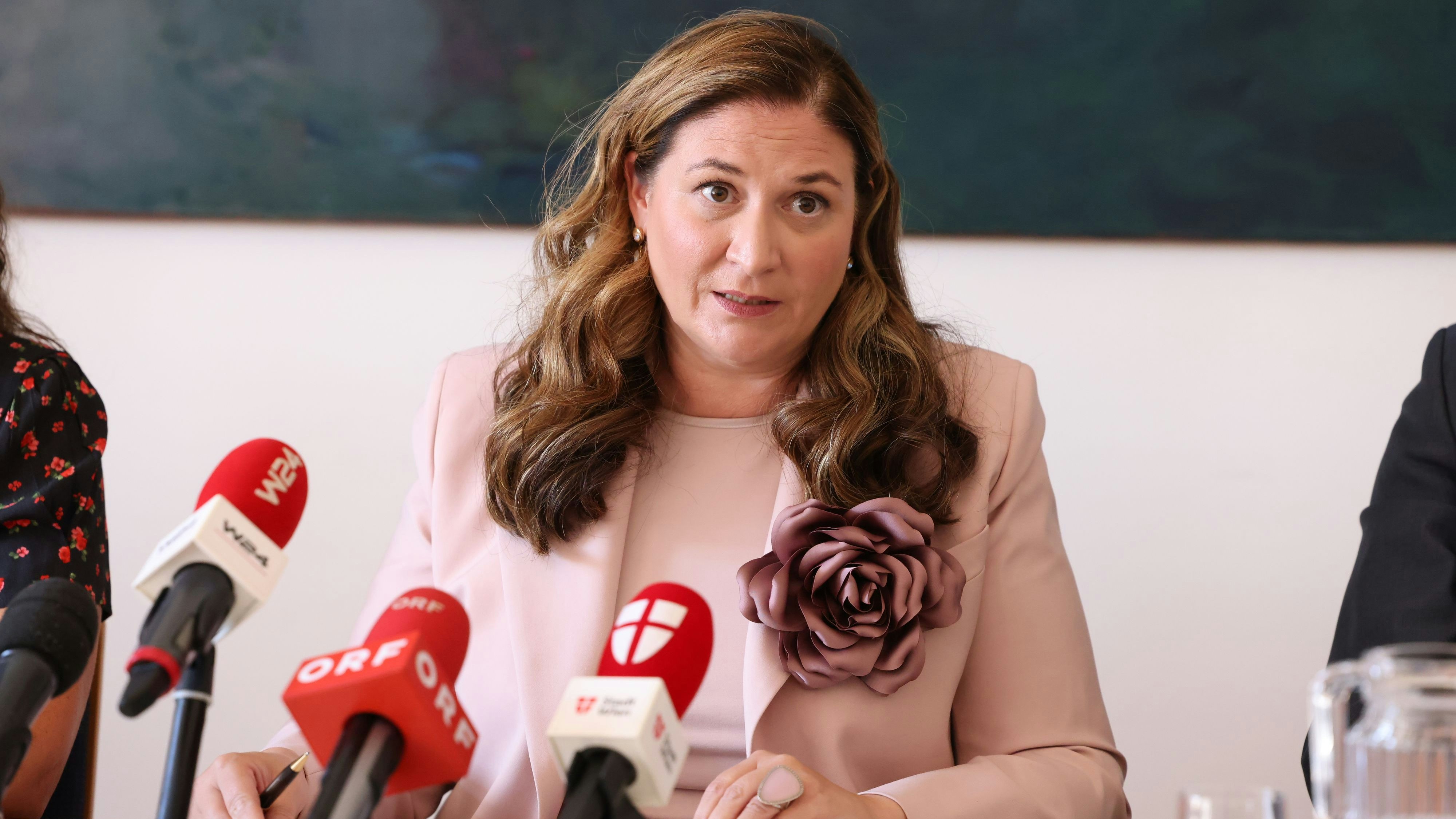 Heute.at - Unklare Bedingungen – Budget-Beschluss wird verschoben