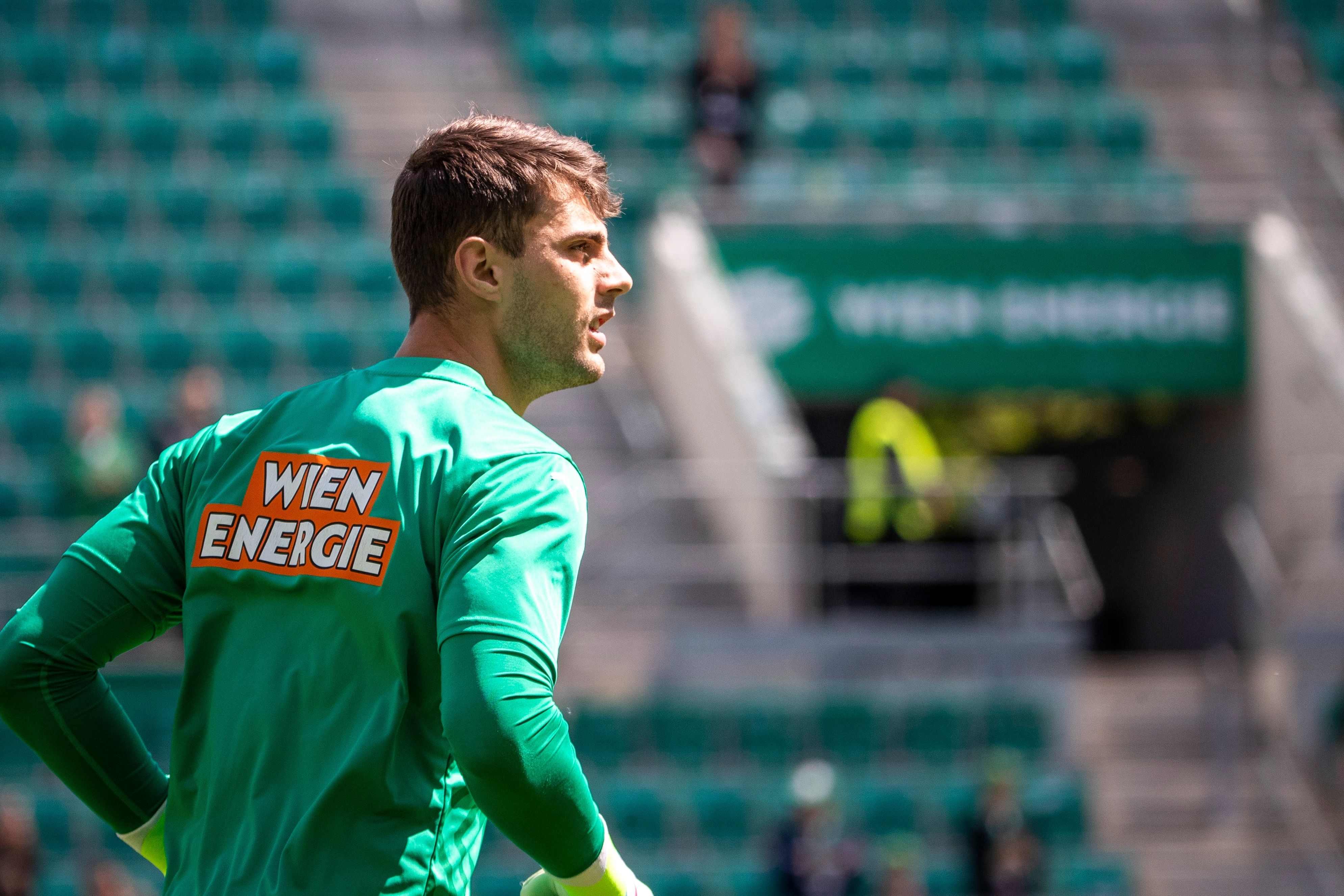 Rapid-Keeper Niklas Hedl.