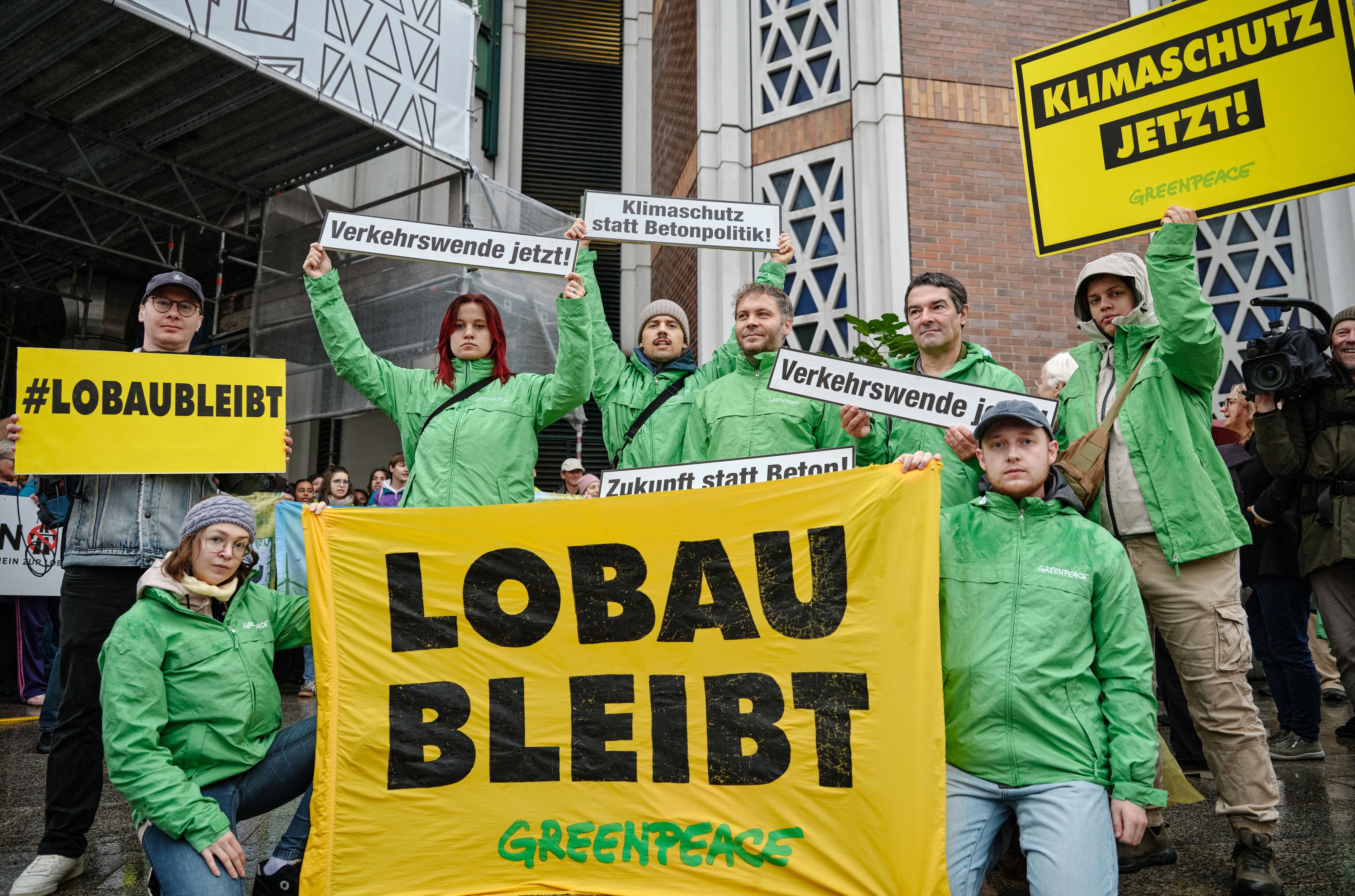 Klare Botschaft: Umweltschützer fordern ein sofortiges Aus für den Lobautunnel.
