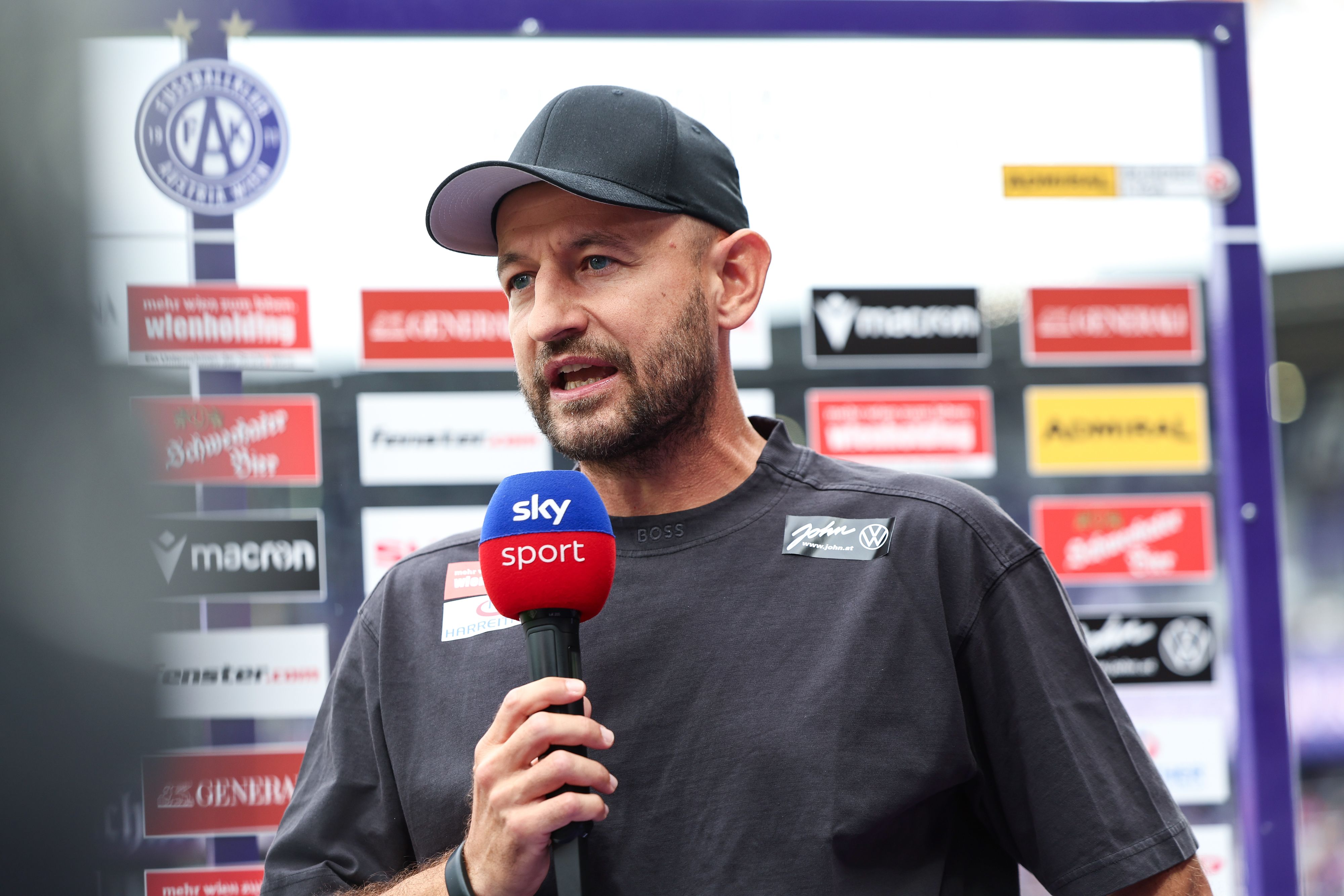 Austria-Coach Stephan Helm. 