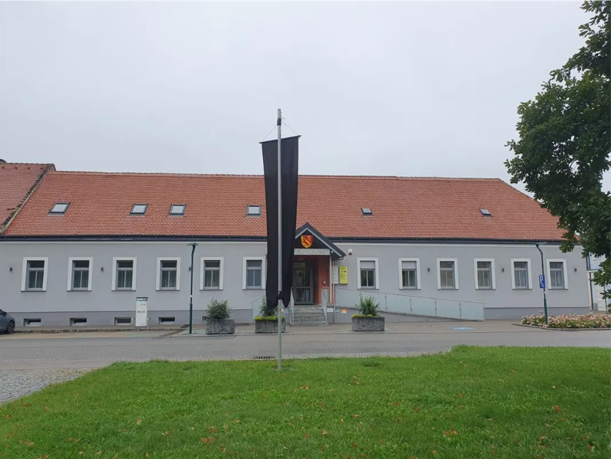 Tiefe Trauer in Sitzendorf, Maissau.