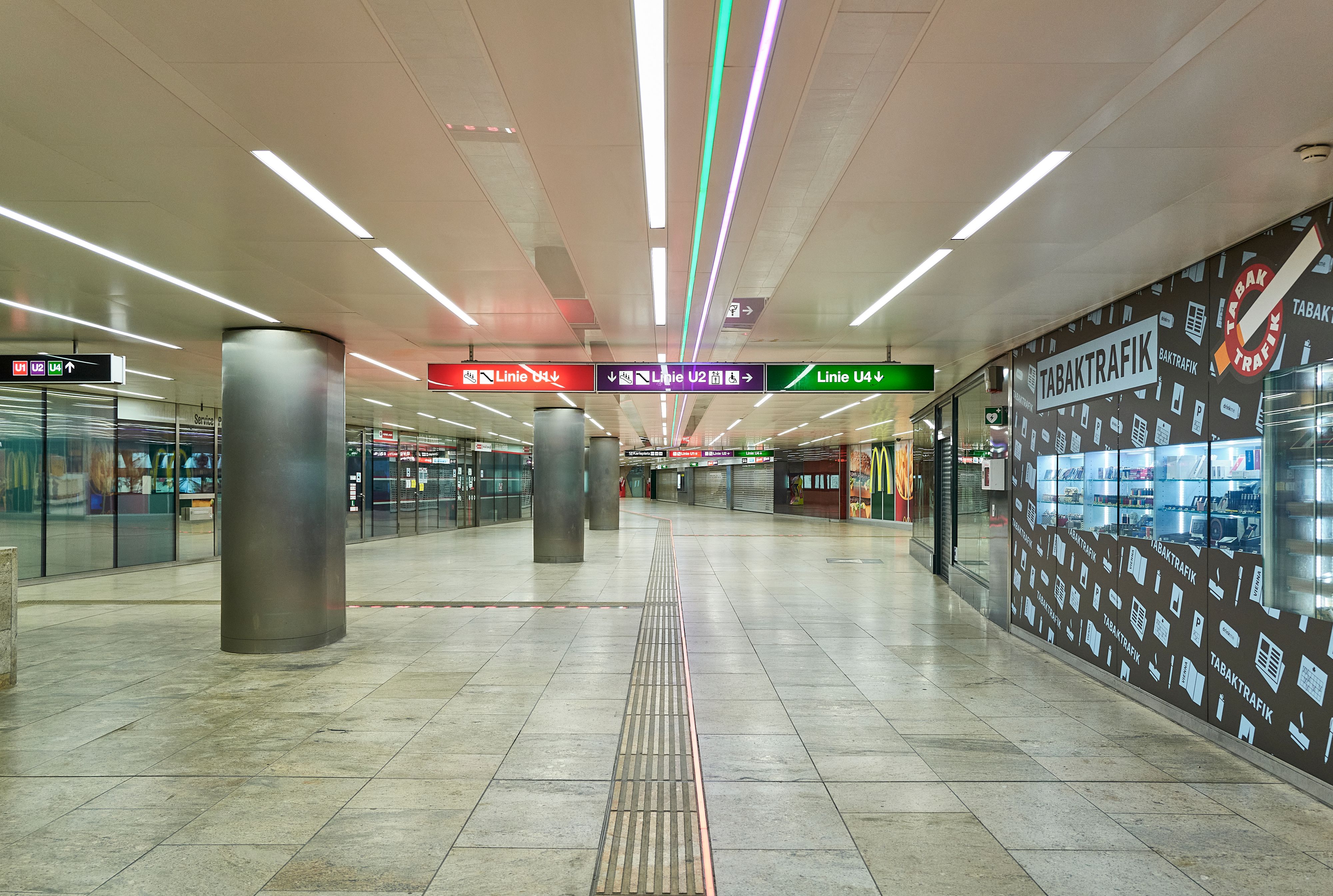 Kuriose Festnahme am Donnerstag im U-Bahn-Trakt der Station Karlsplatz.