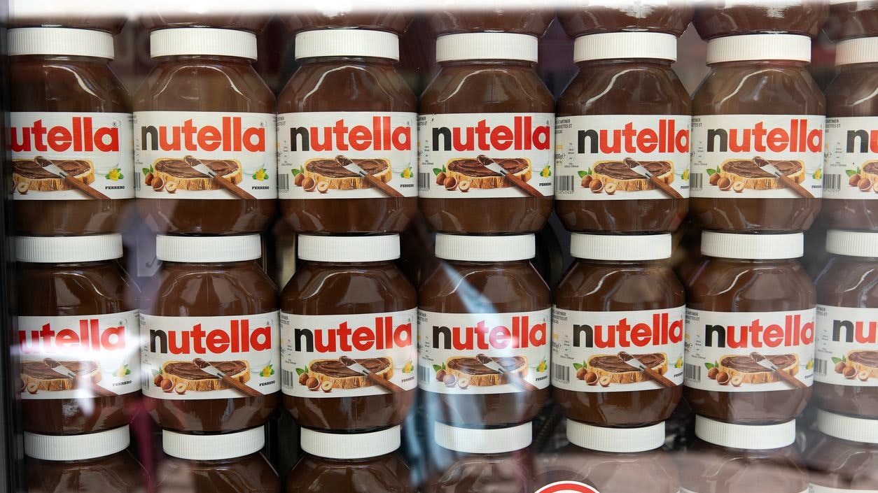 Heute.at - 2.260 Nutella-Gläser aufgetaucht – Behörde verzweifelt