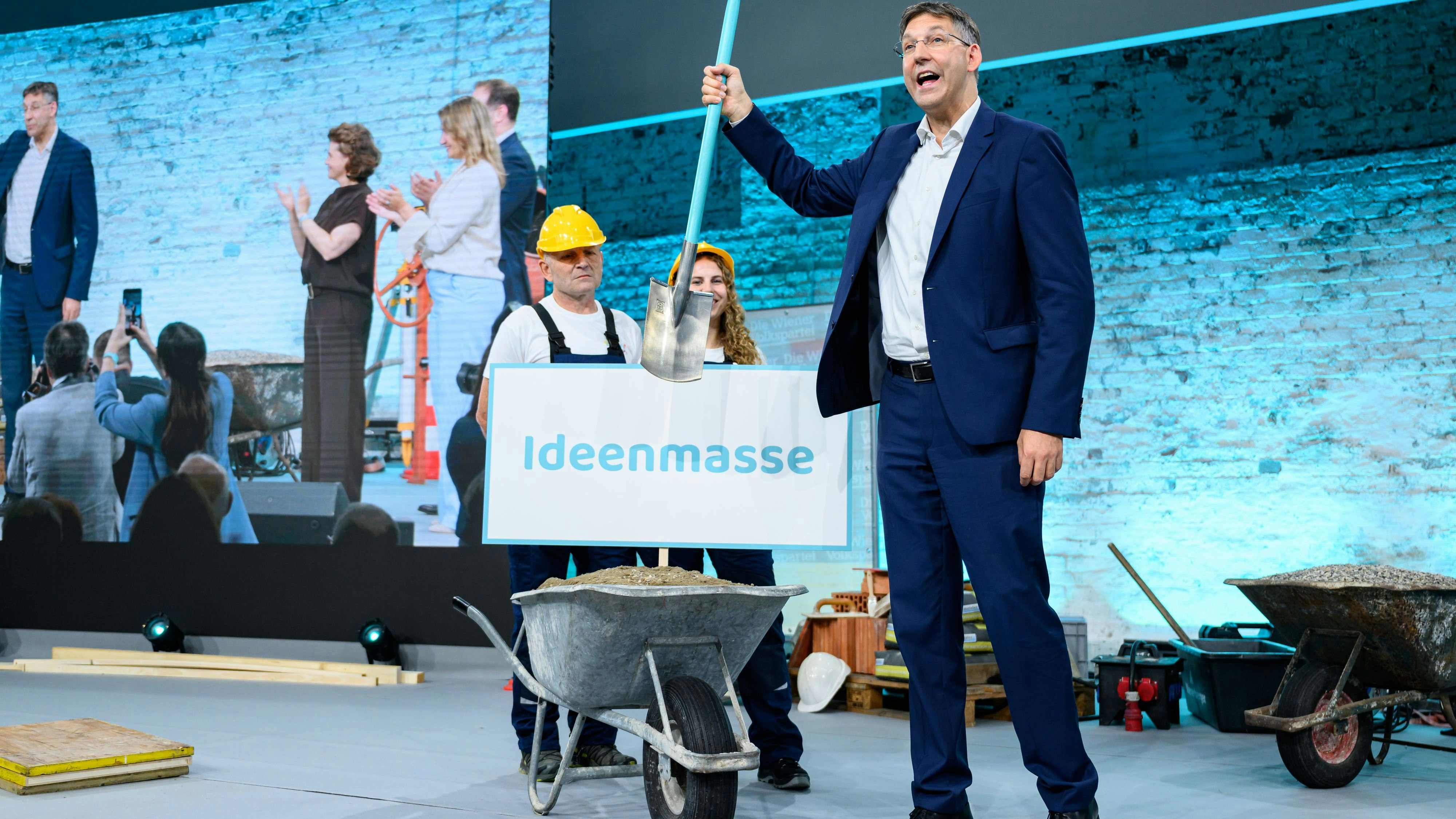 Heute.at - Figl mit 86,1 Prozent zum VP-Landeschef gewählt