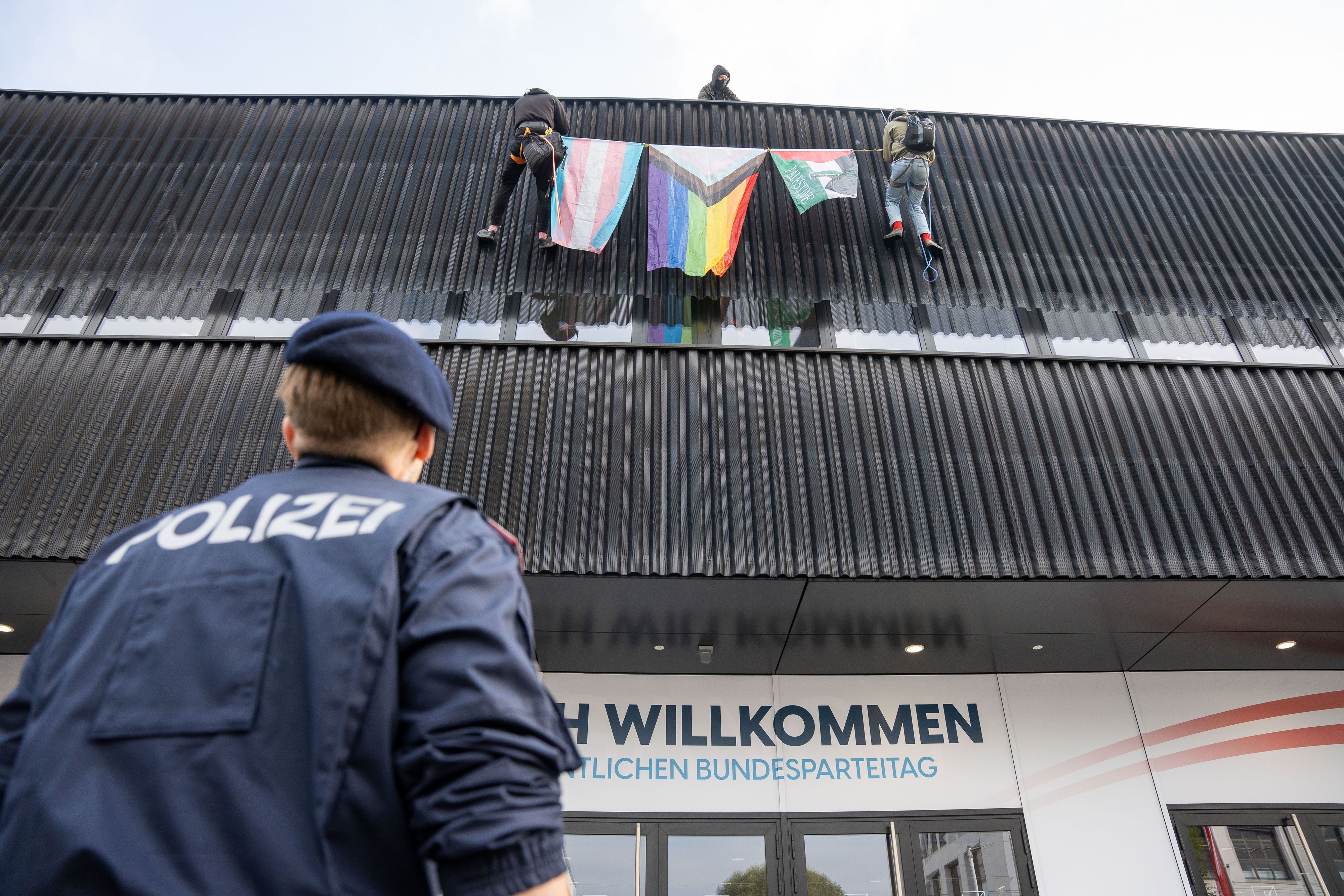 Die Aktivisten wurden angezeigt.