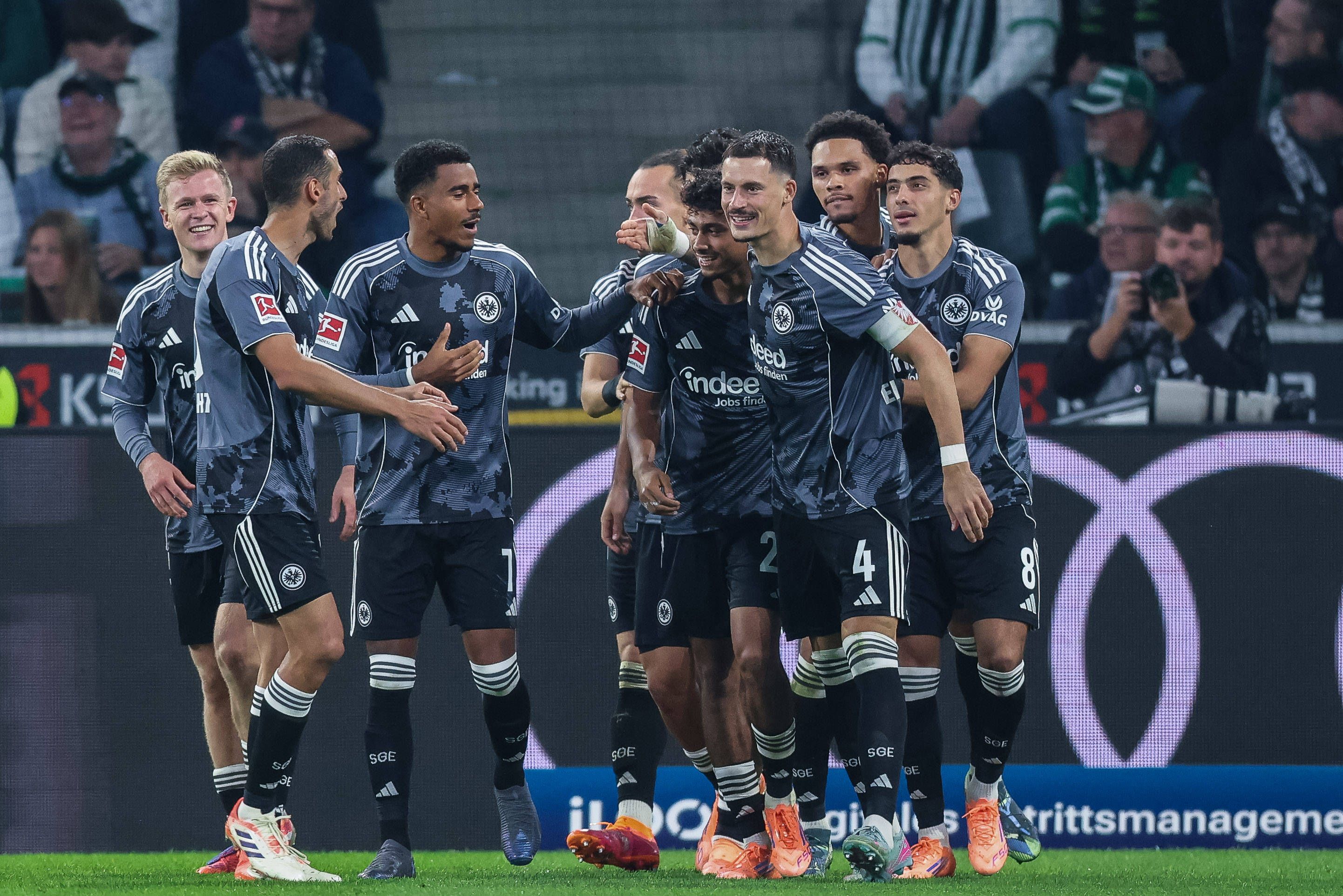 Eintracht Frankfurt feierte einen spektakulären Auswärtssieg bei Borussia Mönchengladbach. 