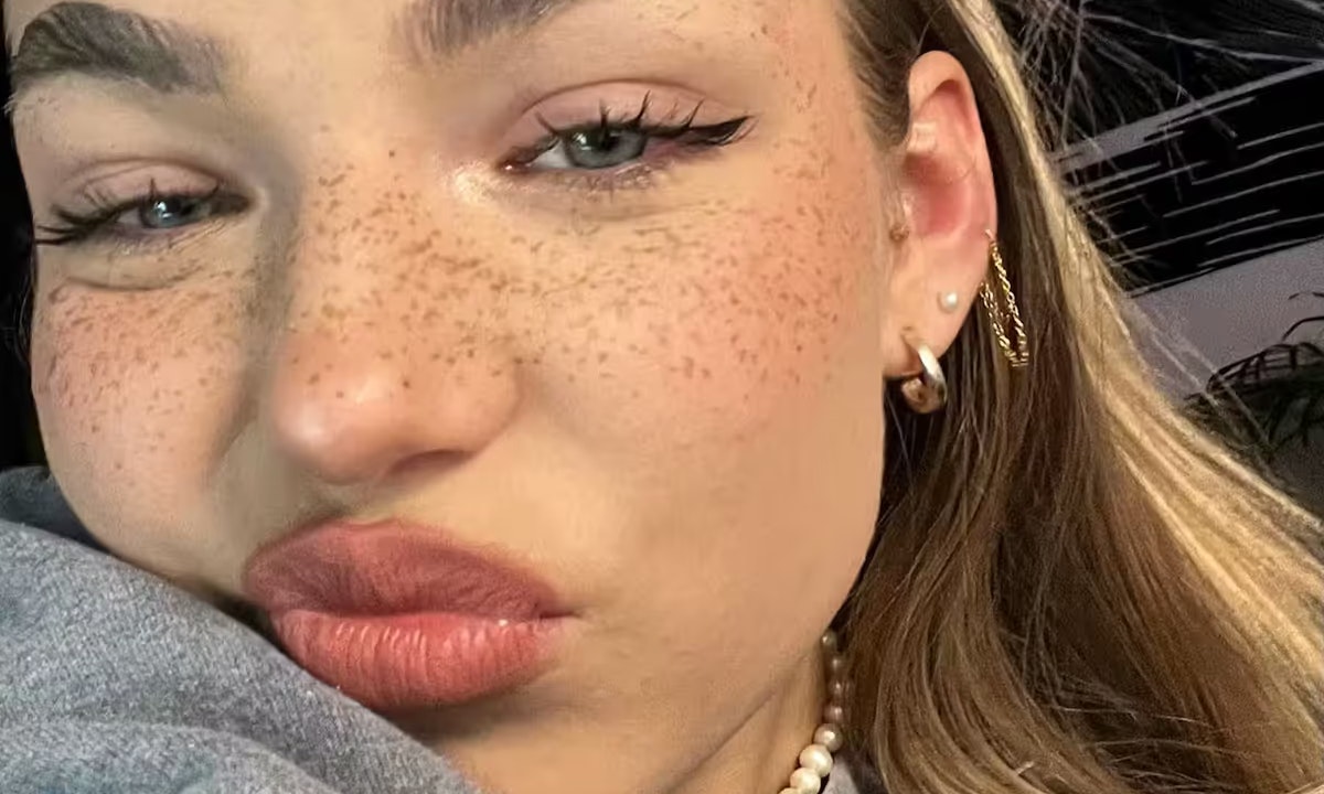 Heute.at - Fans chatten mit Promi-KIs – oft ohne Wissen der Stars