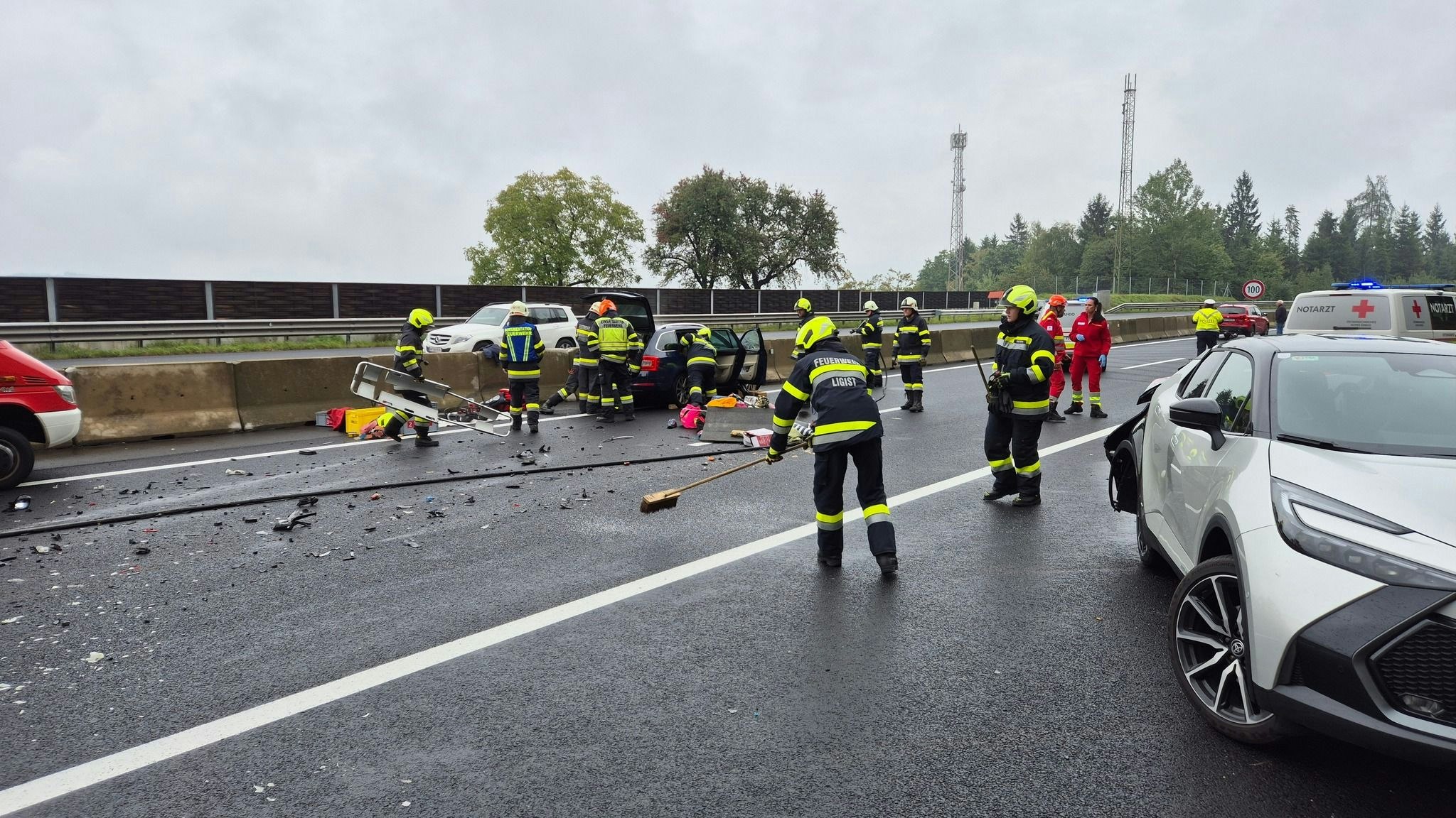 Heute.at - Mehrere Unfälle in der Steiermark – Straßen gesperrt