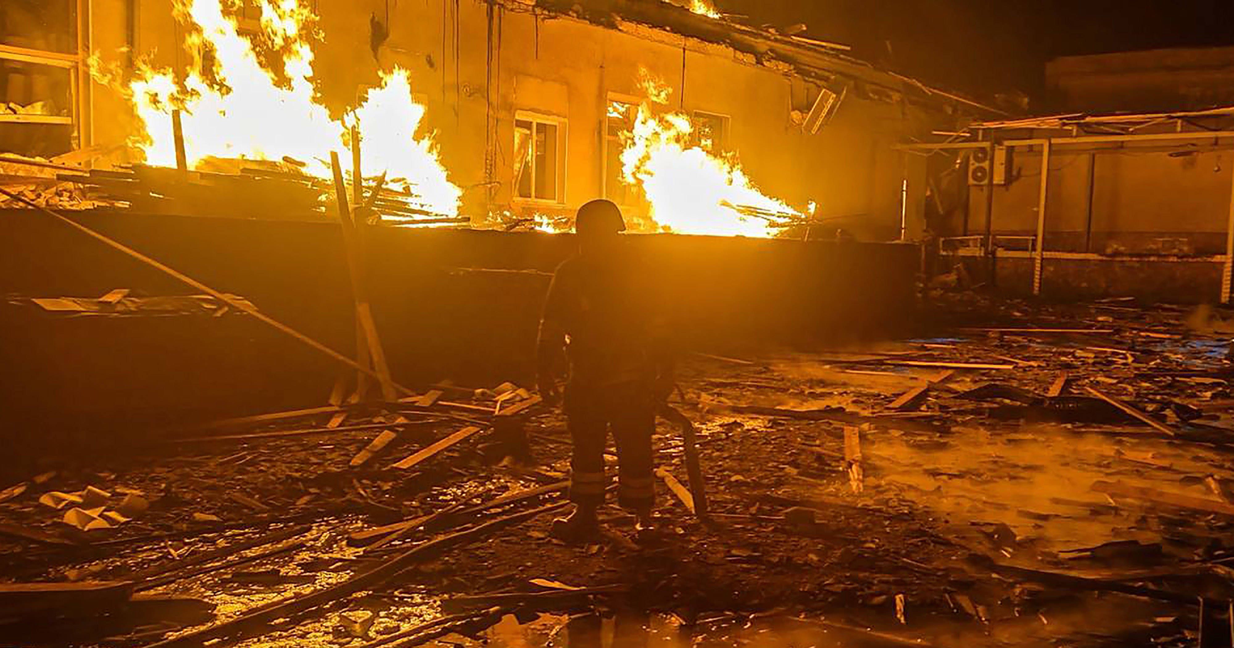 Sonntagnacht wurde die Ukraine über 12 Stunden mit mehr als 500 Drohnen und Raketen bombardiert. Jetzt will sie zurückschlagen.