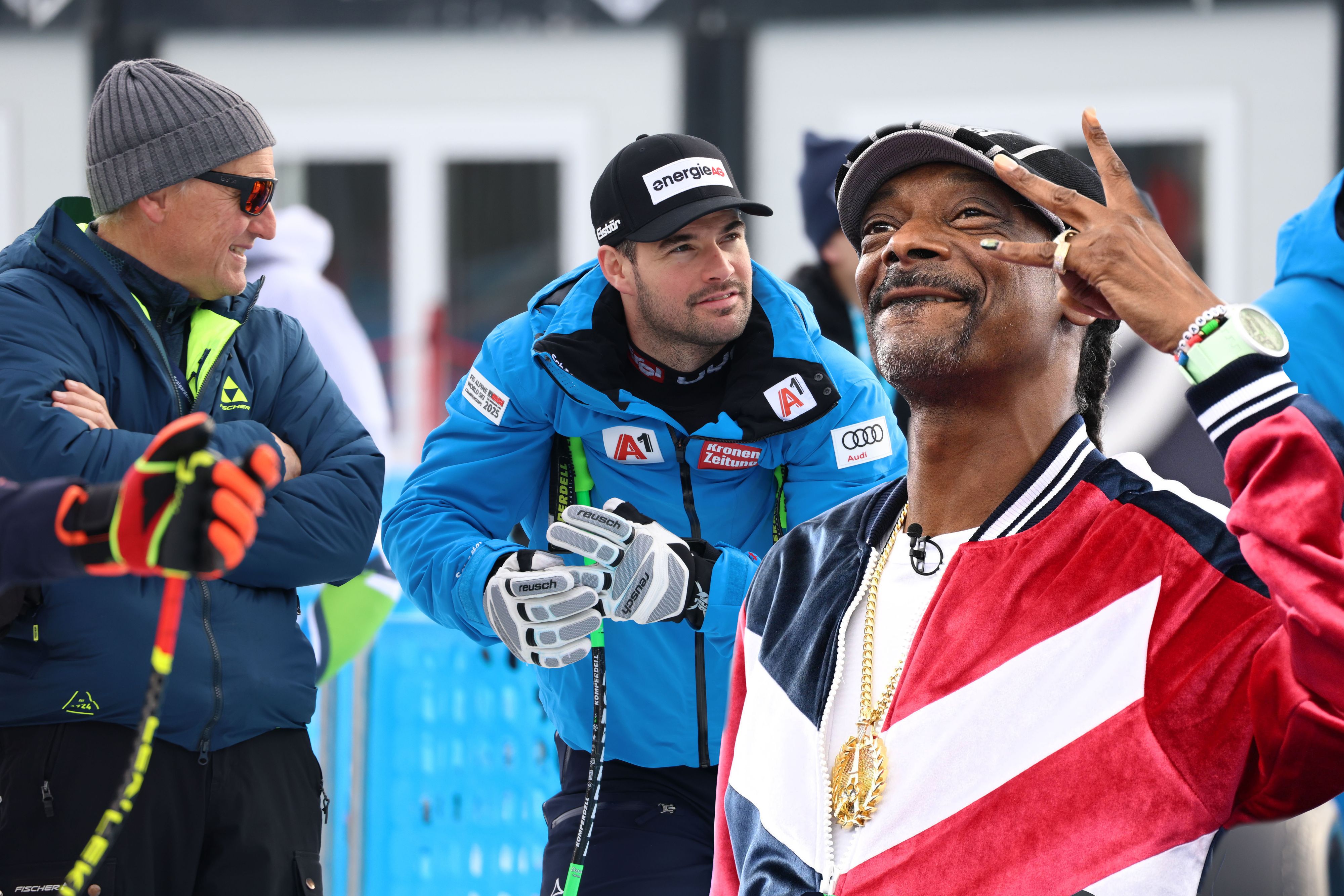 Snoop Dogg beschäftigt sich in Cortina auch mit Vincent Kriechmayr.